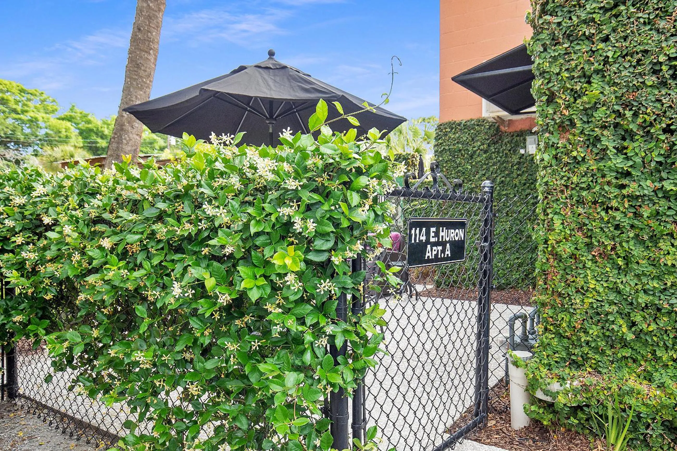 Folly Vacation 114A Townhouse near the beach, pet friendly