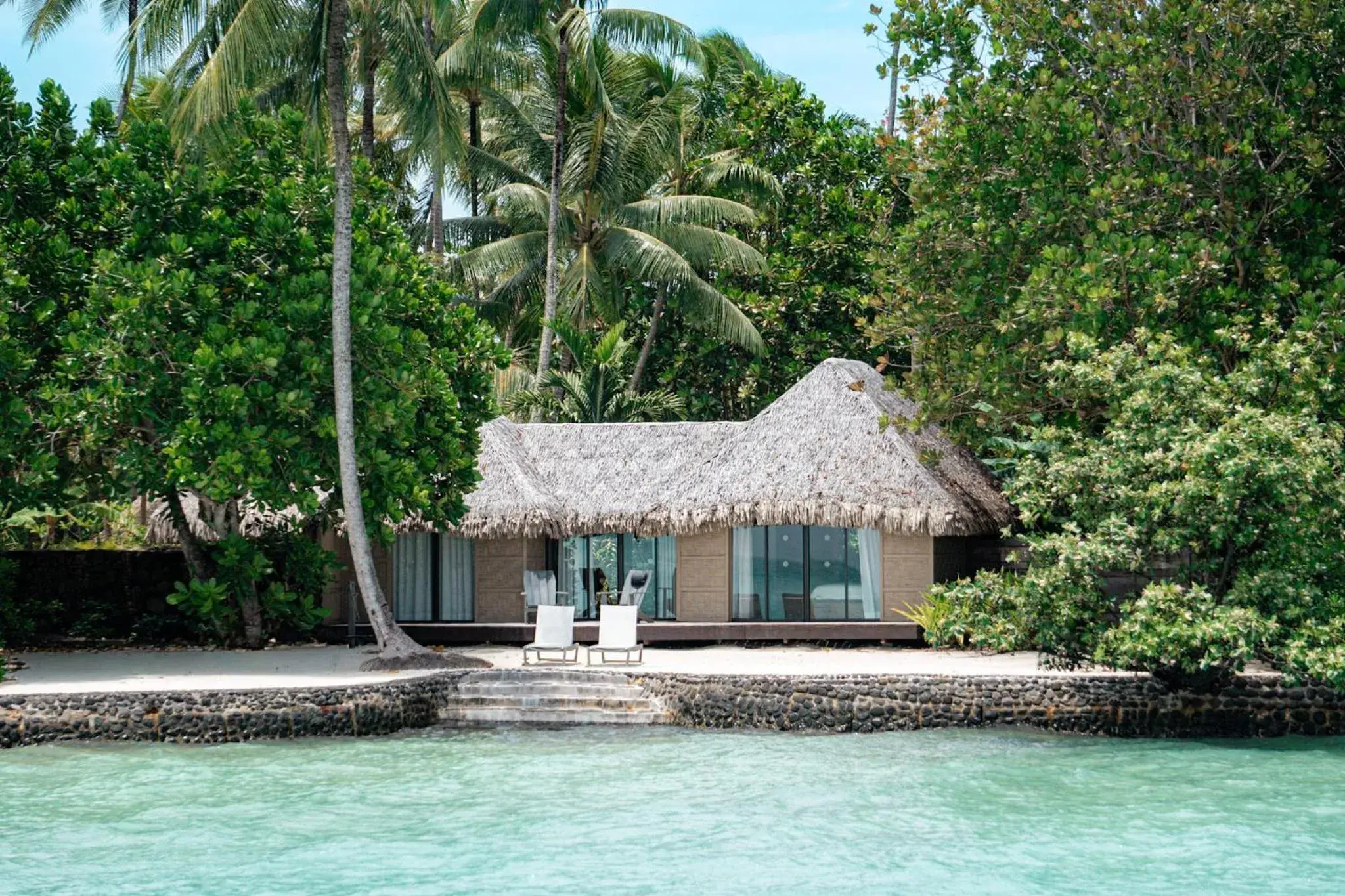 Pool Beach Villa in Le Taha'a by Pearl Resorts Pool Beach Villa in Le Taha'a by Pearl Resorts