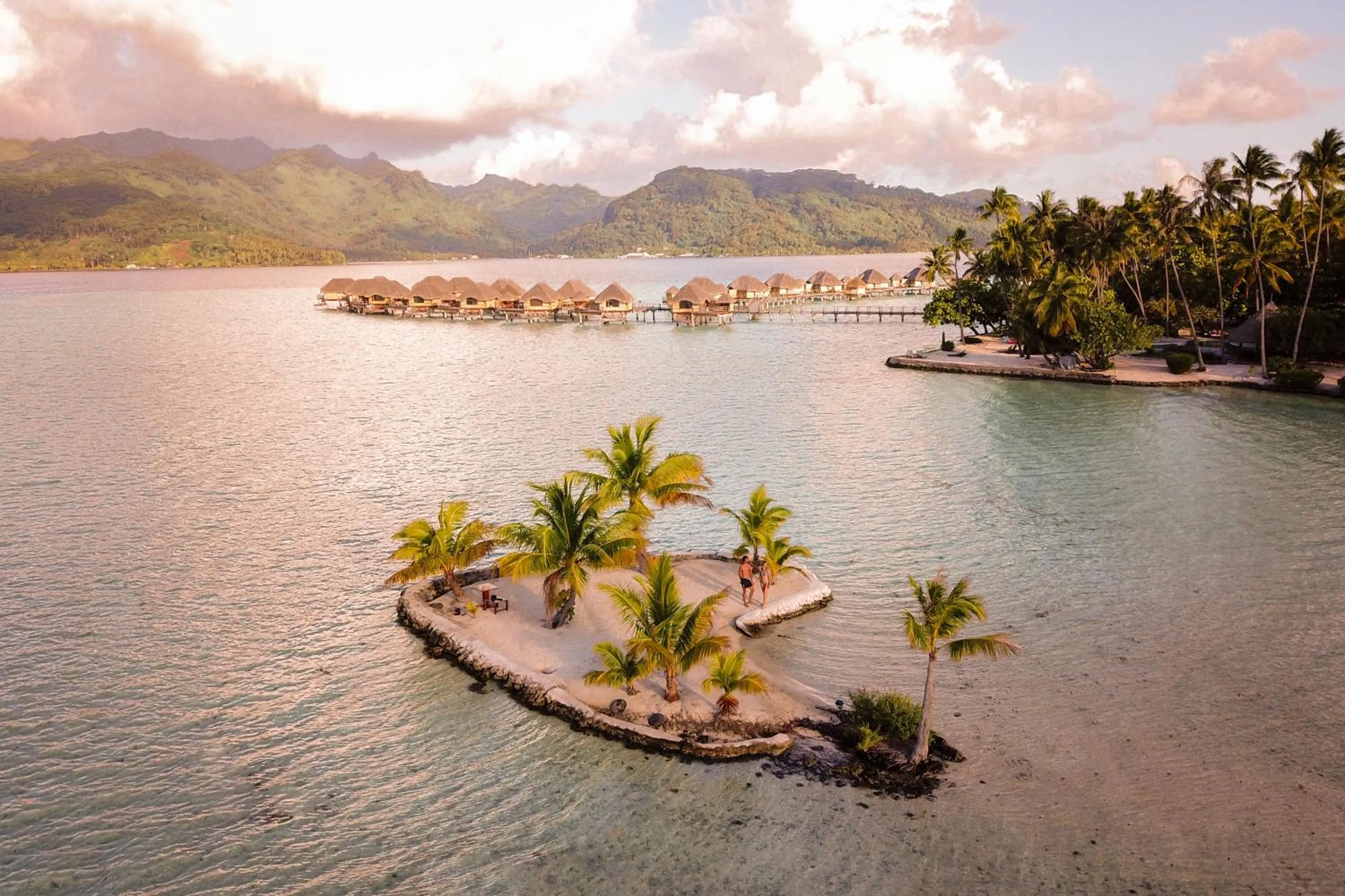 Sea view in Le Taha'a by Pearl Resorts