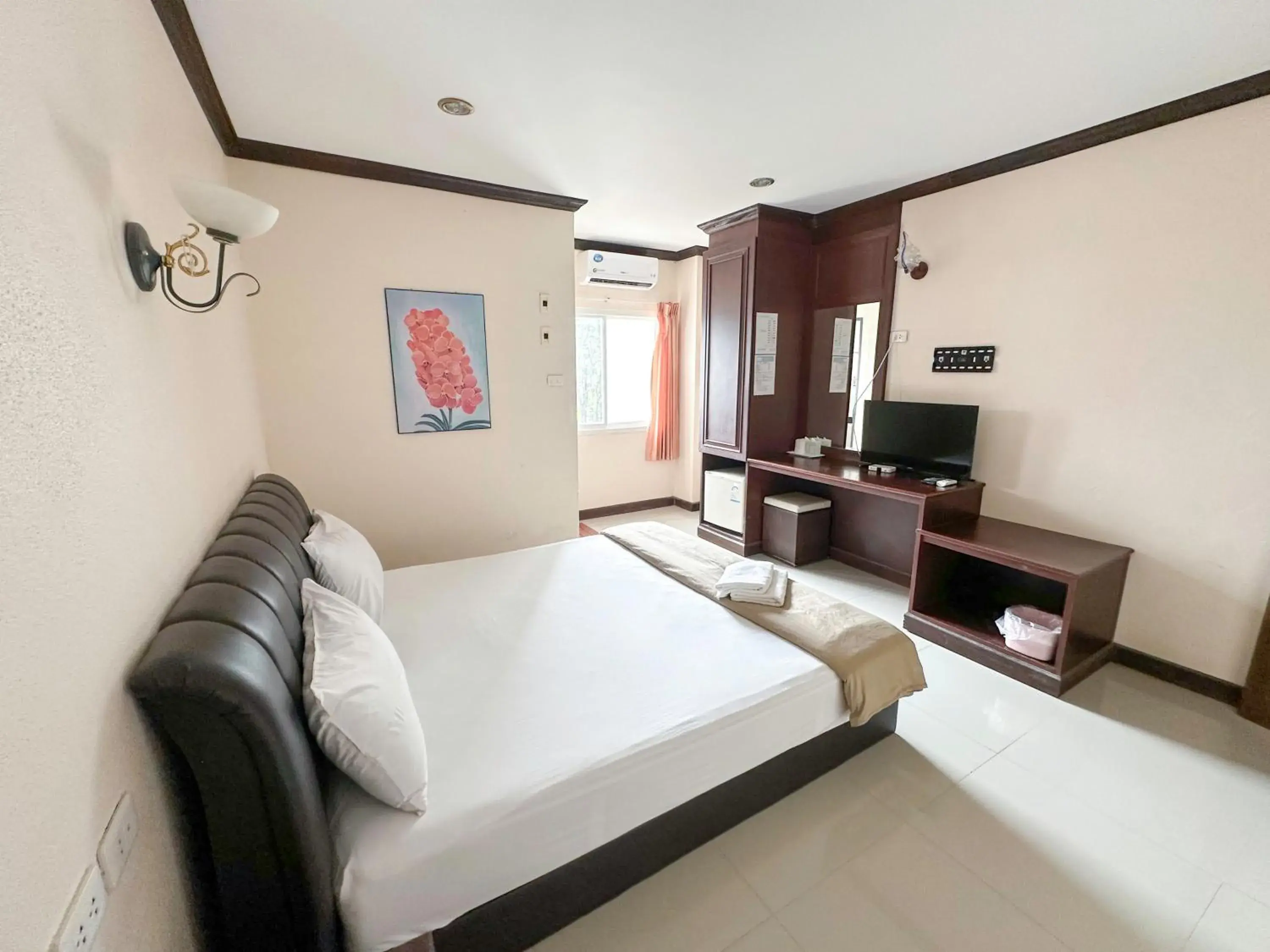 Baiboon Grand Hotel Baiboon Grand Hotel