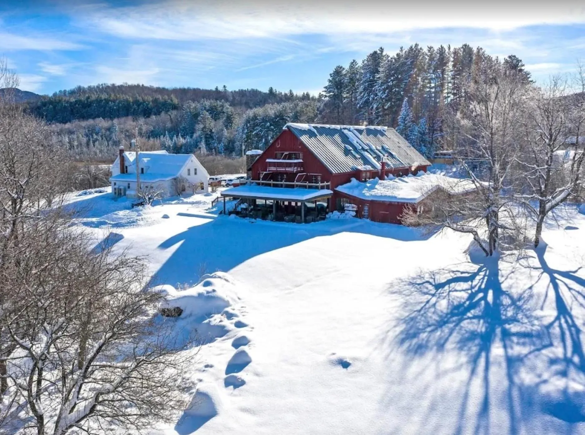 Property building in Mountain Meadows Lodge