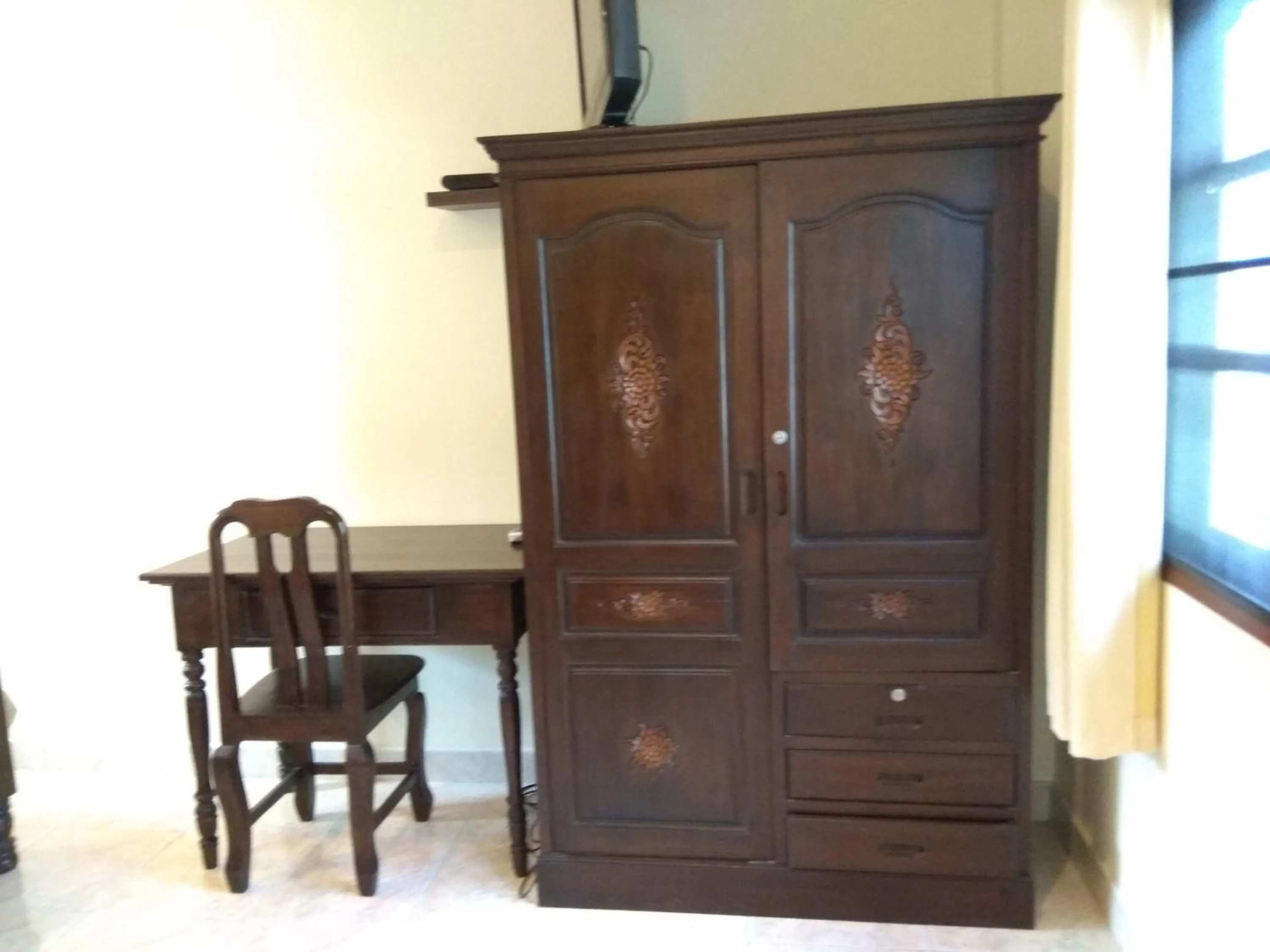 wardrobe in Stella Resort