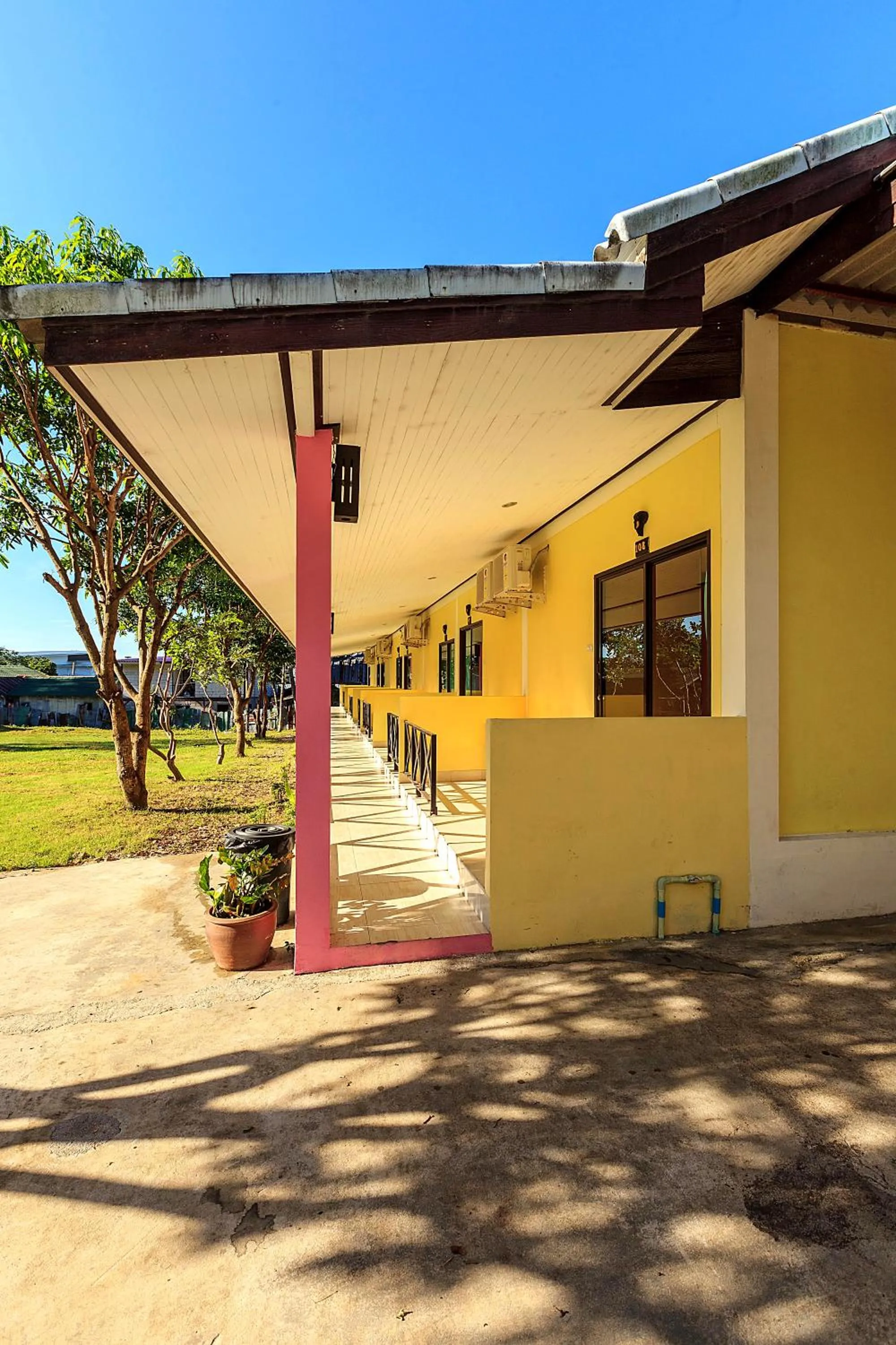 Property building in Phi Phi Chang Grand Resort