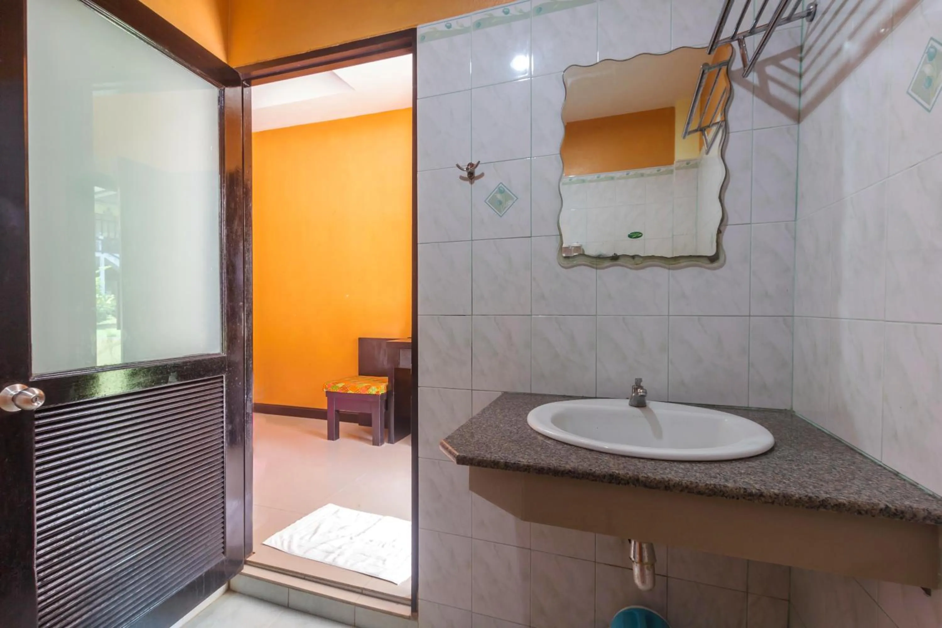 Bathroom in Phi Phi Chang Grand Resort