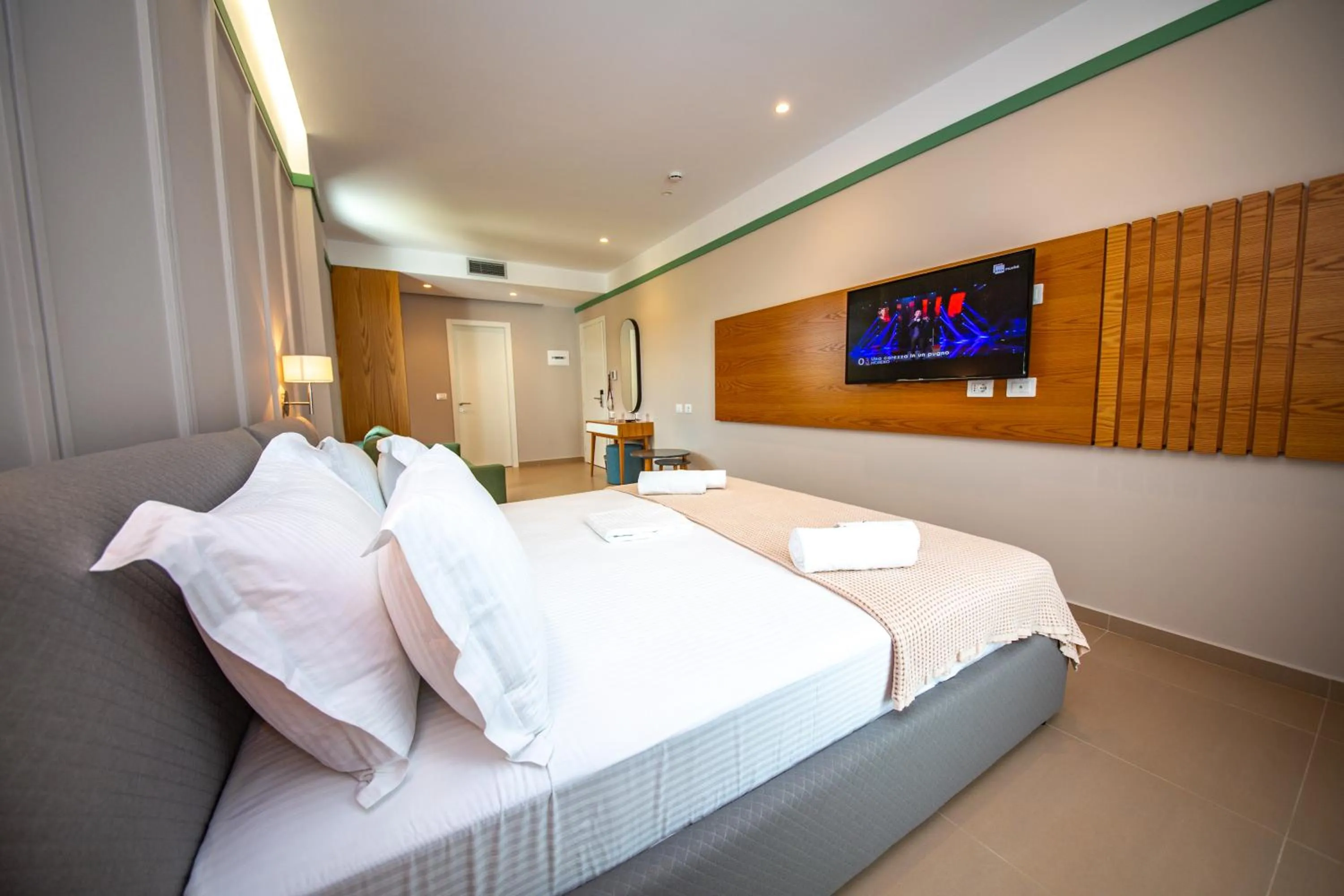 Bed in Hotel Olive Ksamil