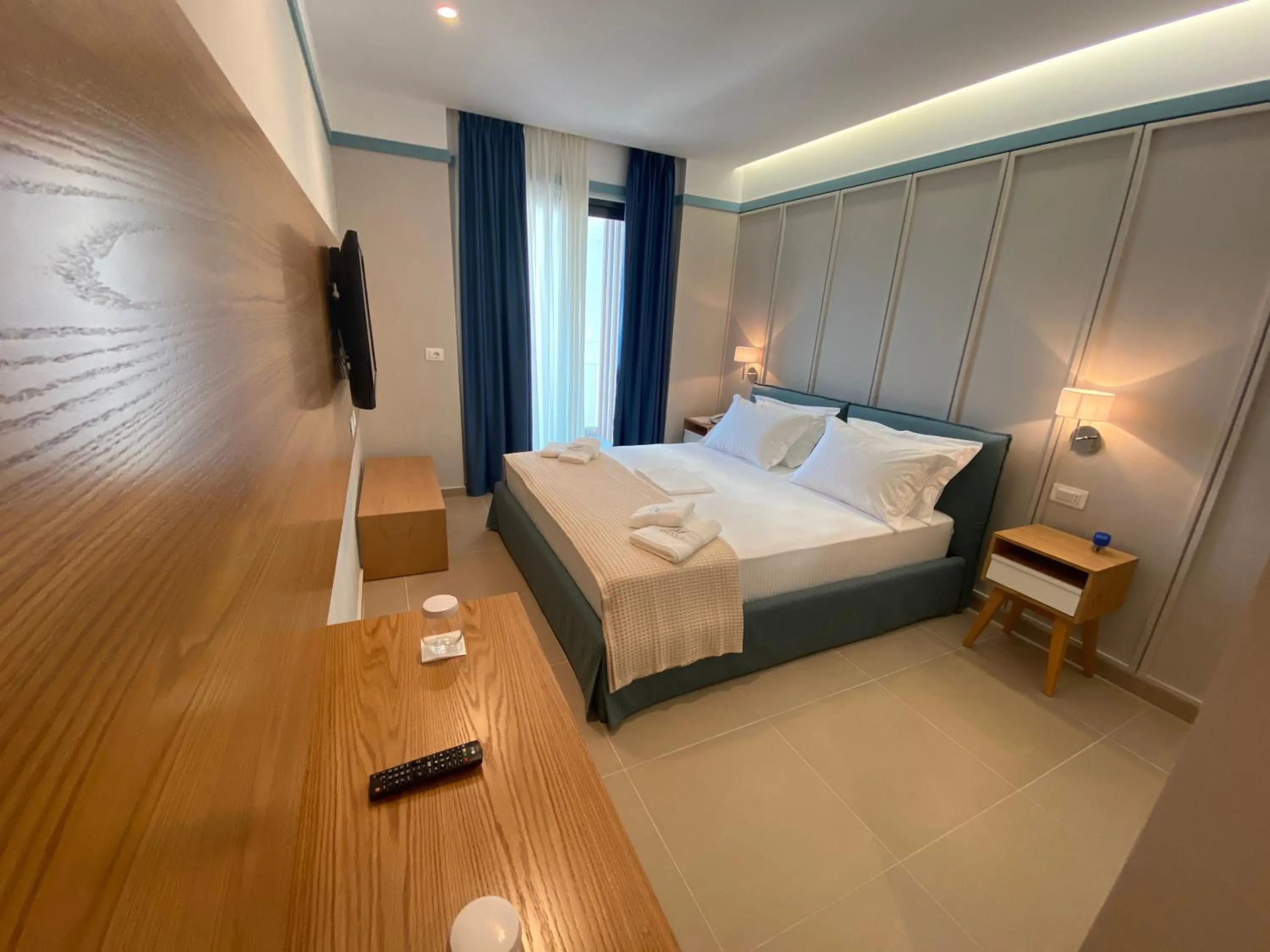 Photo of the whole room, Bed in Hotel Olive Ksamil