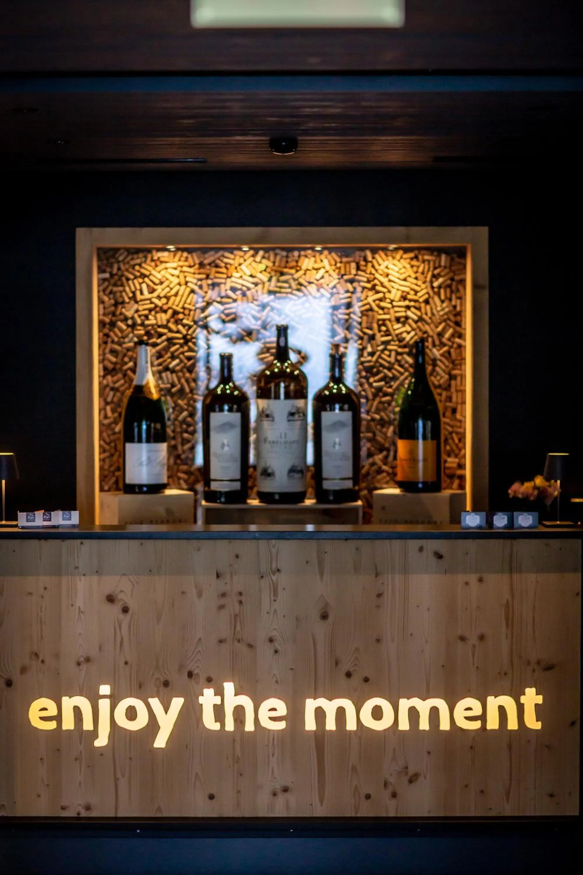 Restaurant/places to eat in Eiger Mountain & Soul Resort