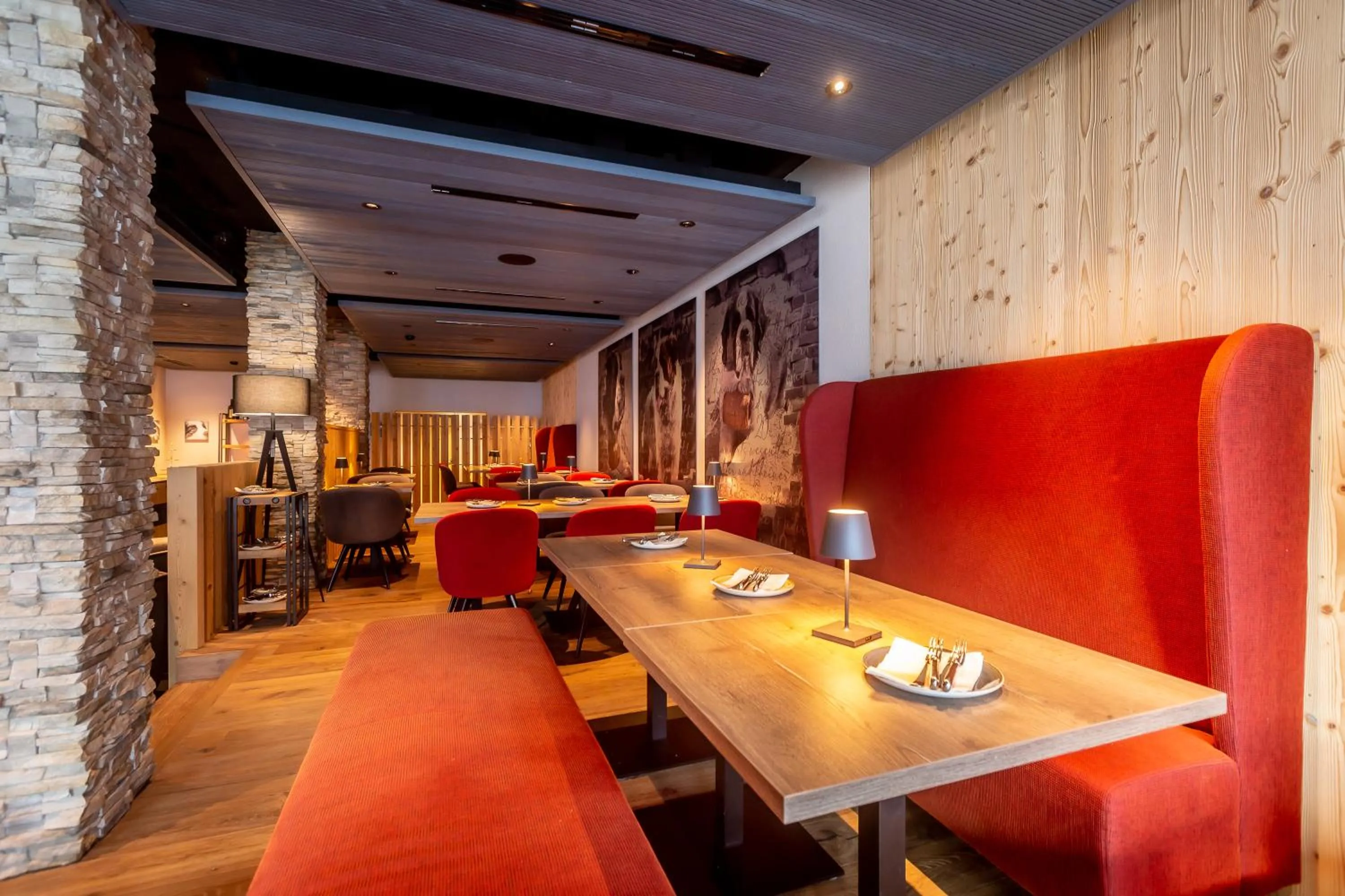 Restaurant/places to eat in Eiger Mountain & Soul Resort