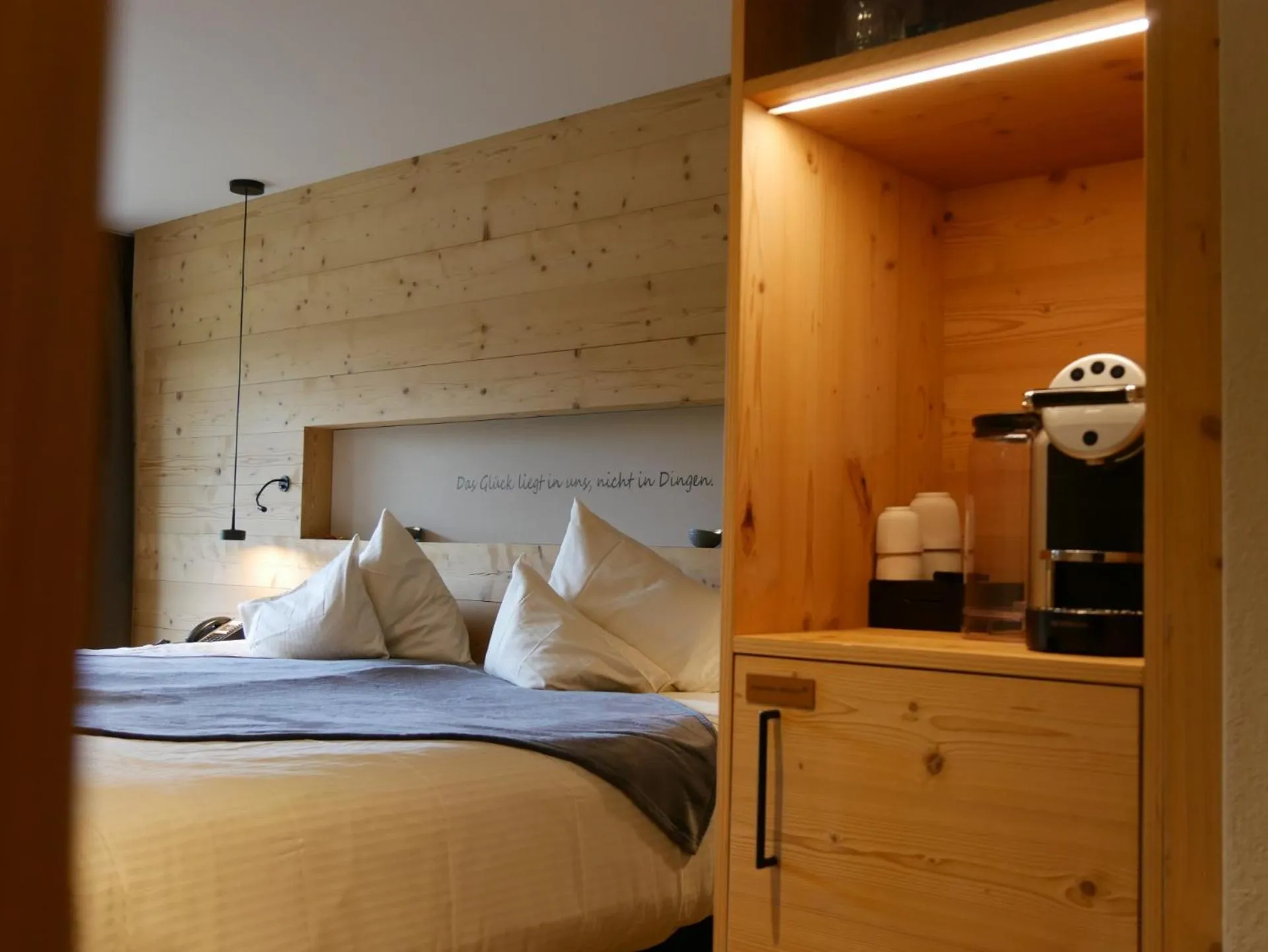 Bedroom, Bed in Eiger Mountain & Soul Resort