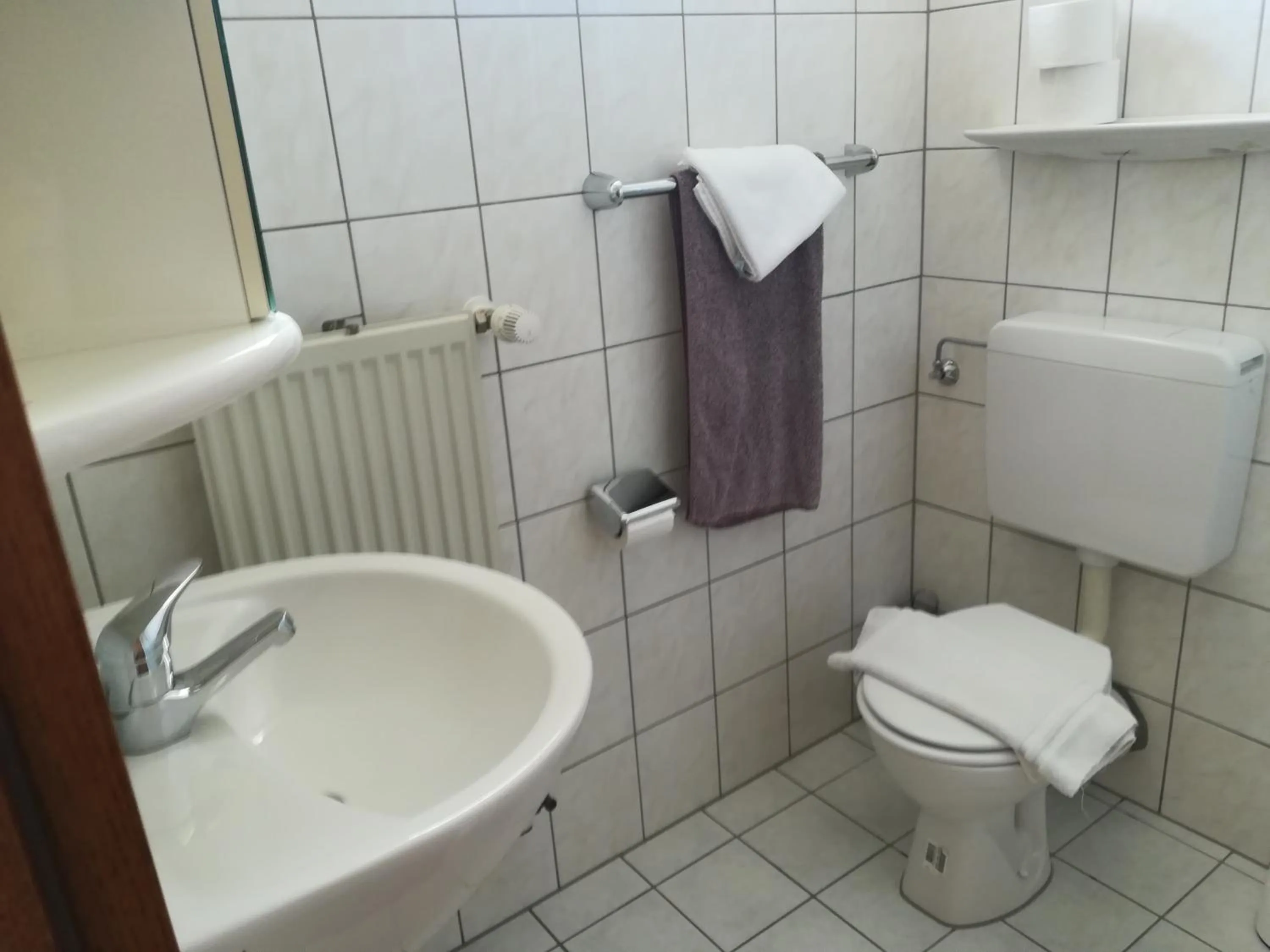 Bathroom in Brauhaus Fröschl