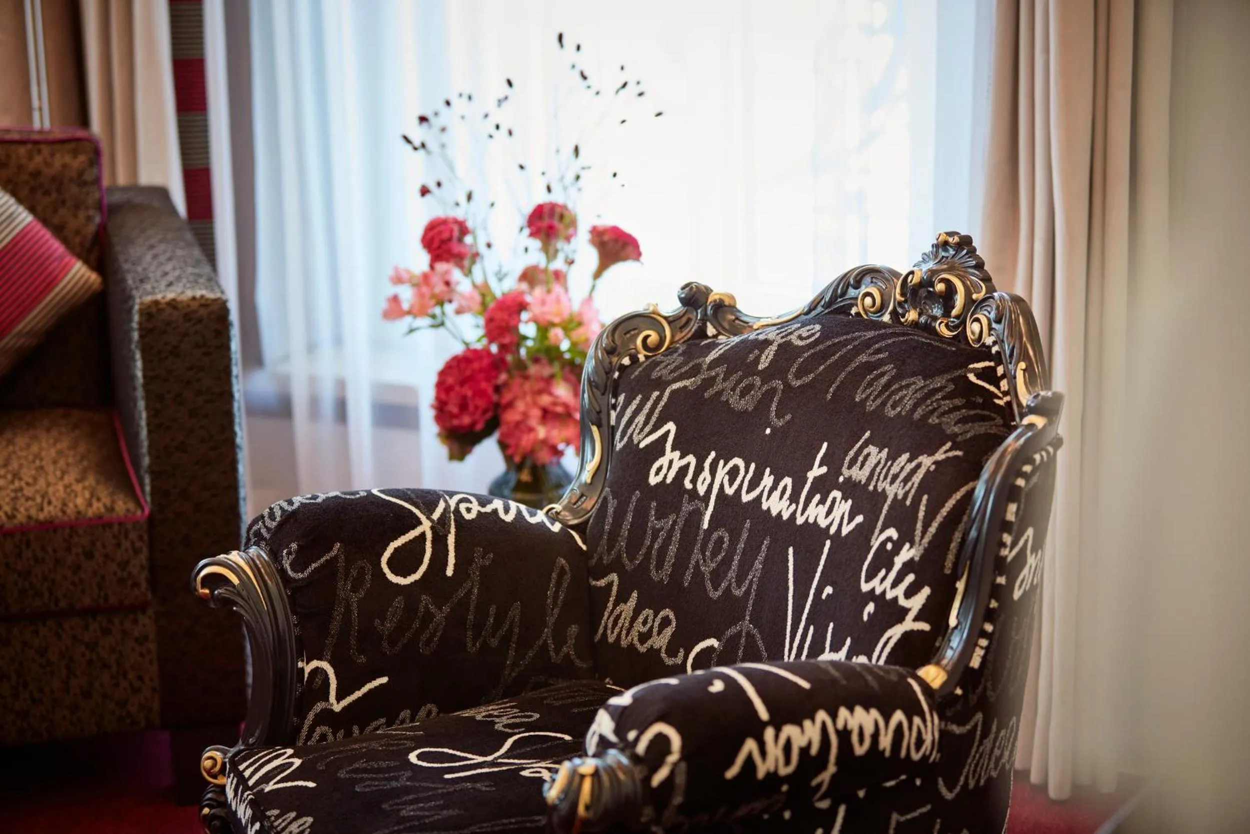 Living room in Hotel Schweizerhof Zürich