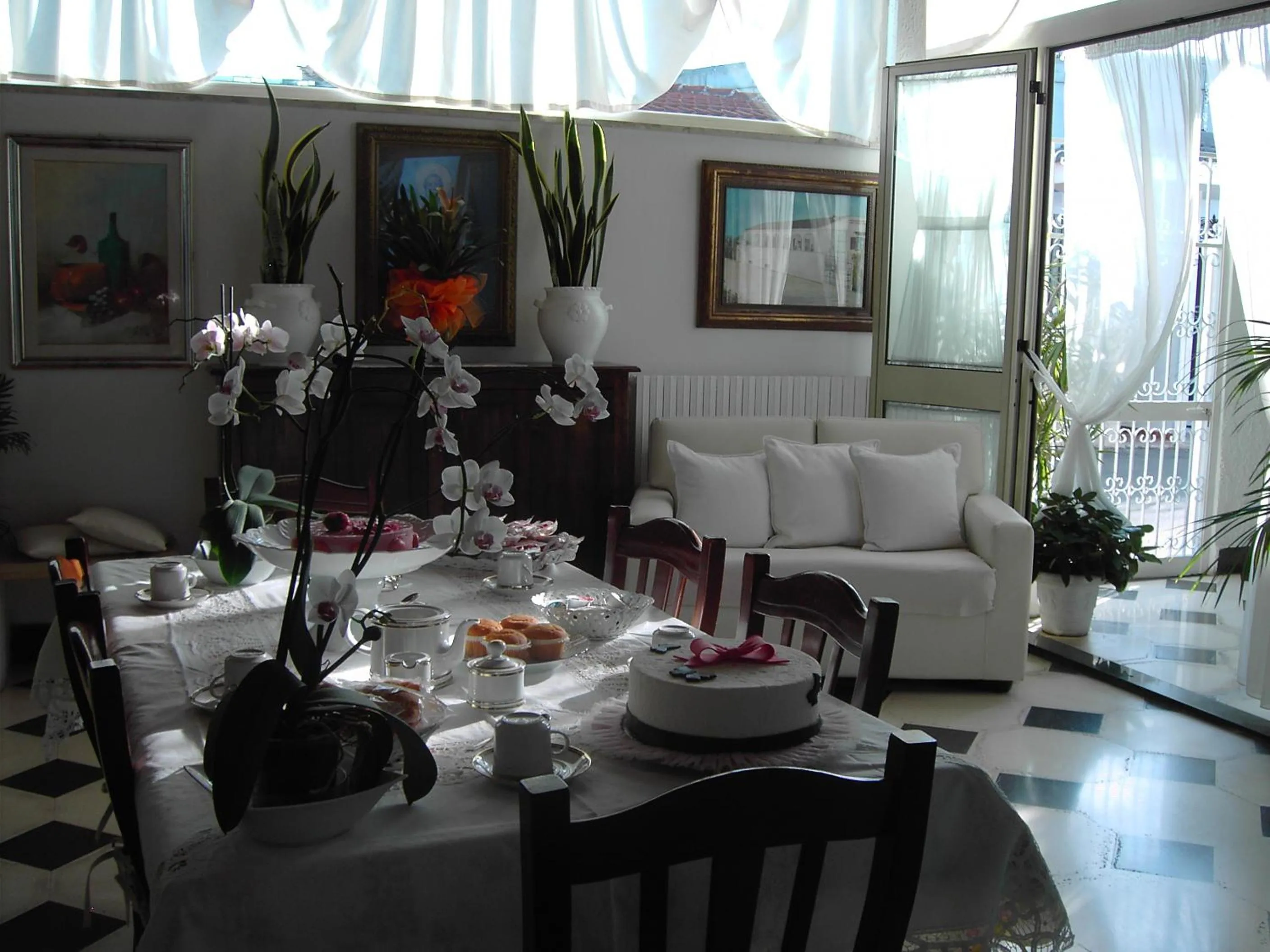 Day in Villa Nicolaus