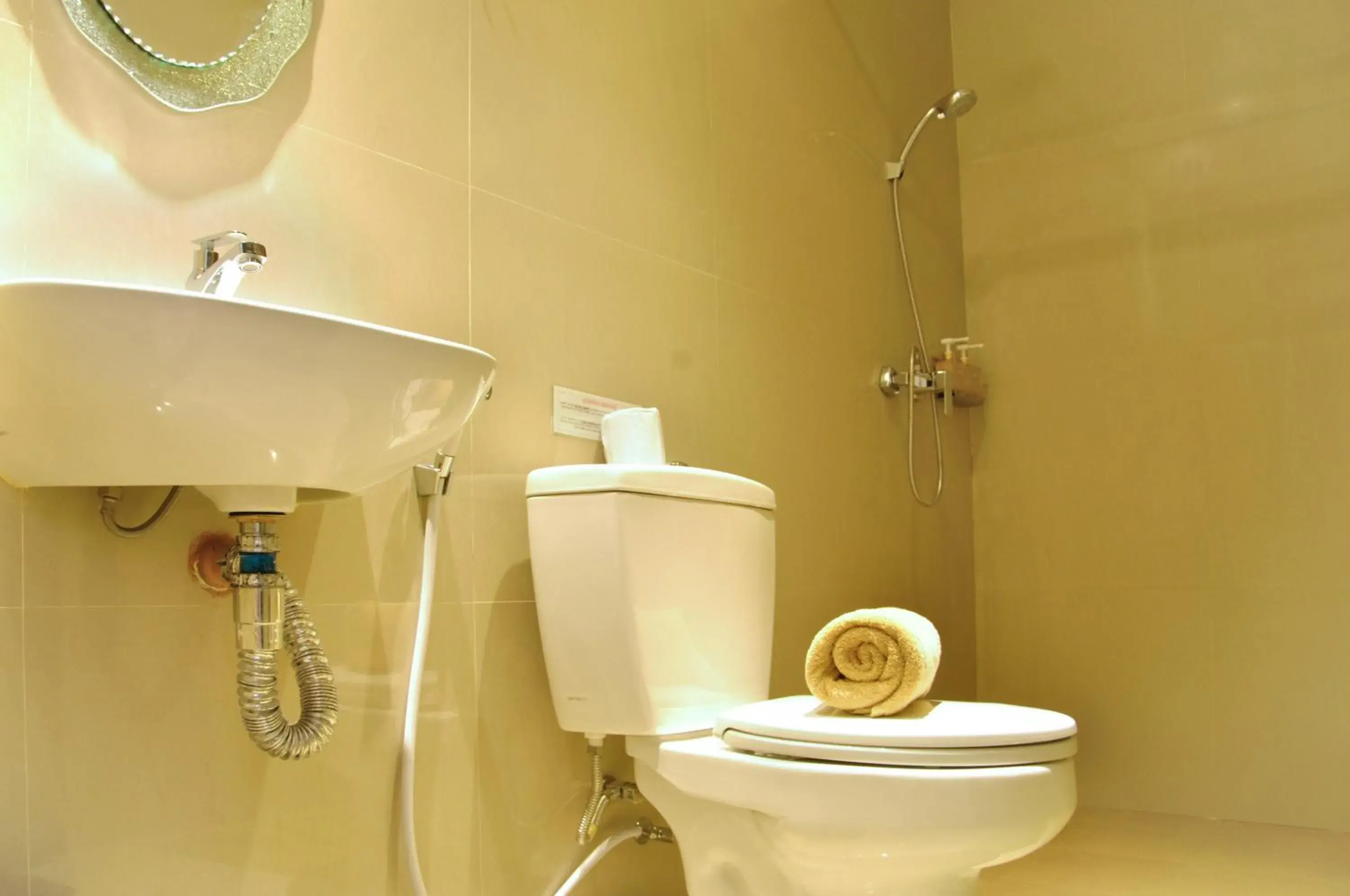 Deluxe Double Room in Kuta Sari House Deluxe Double Room in Kuta Sari House