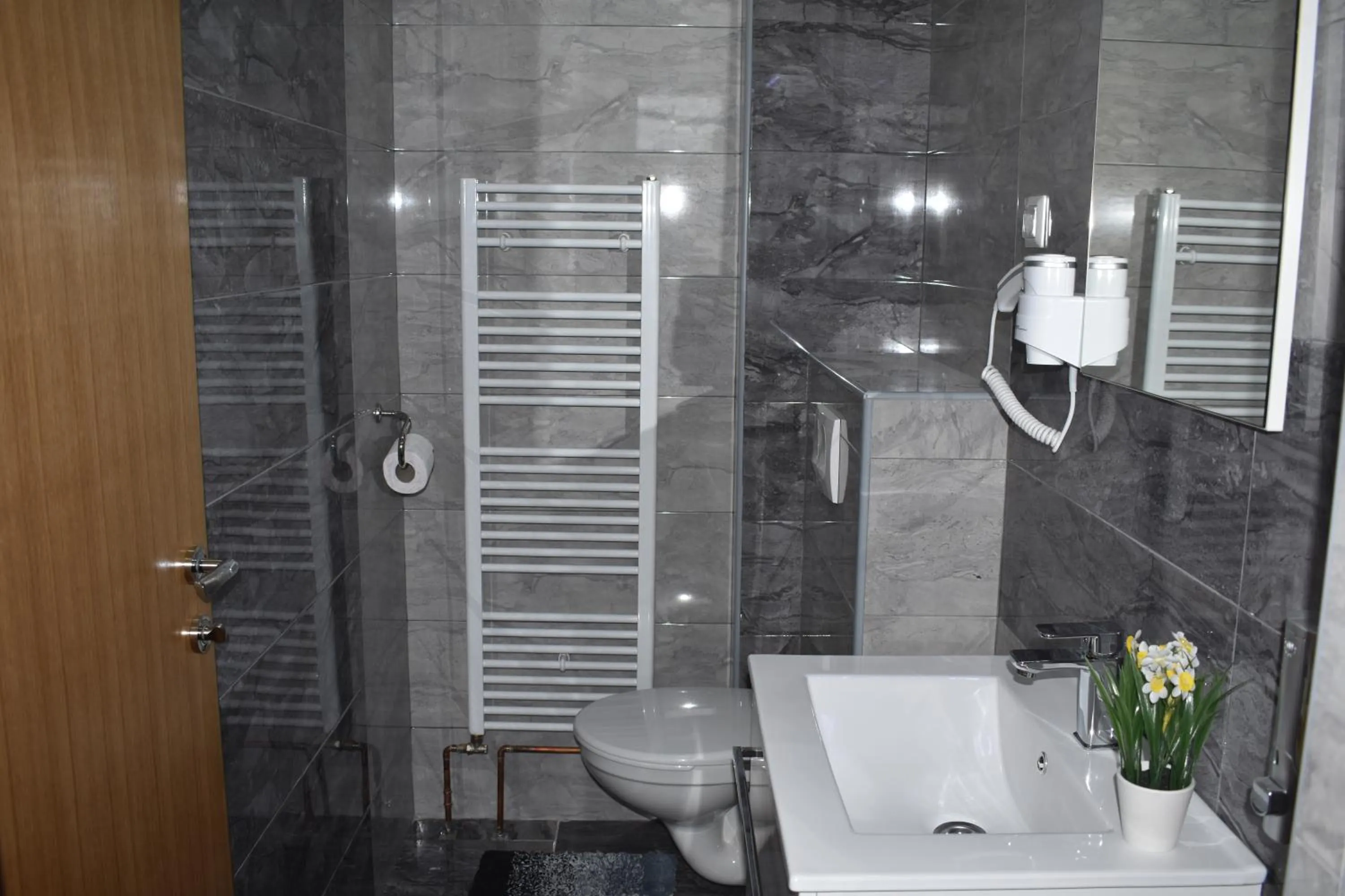 Bathroom in Plitvice House Rosha