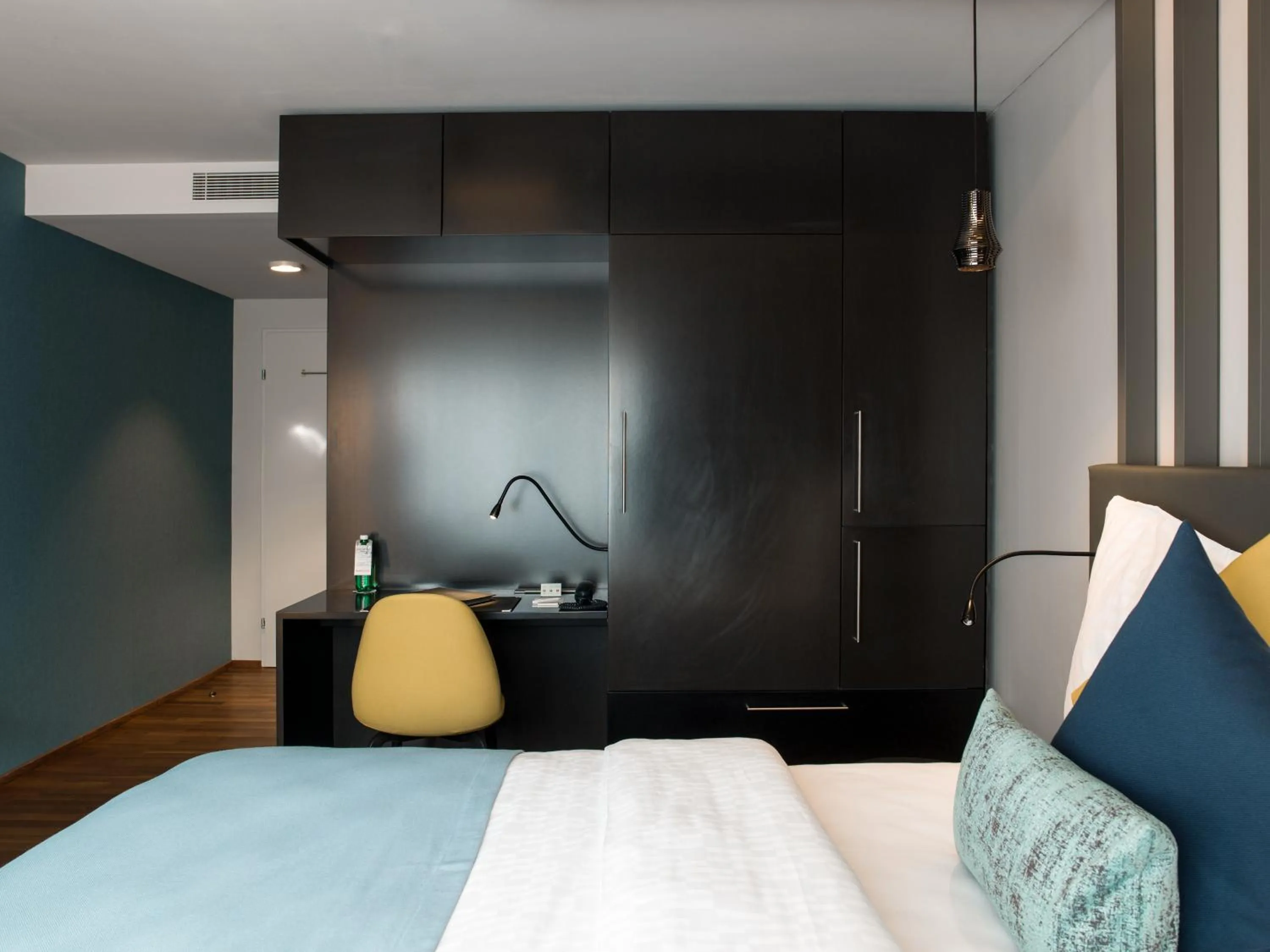 Bedroom, Bed in Park Hotel Zug