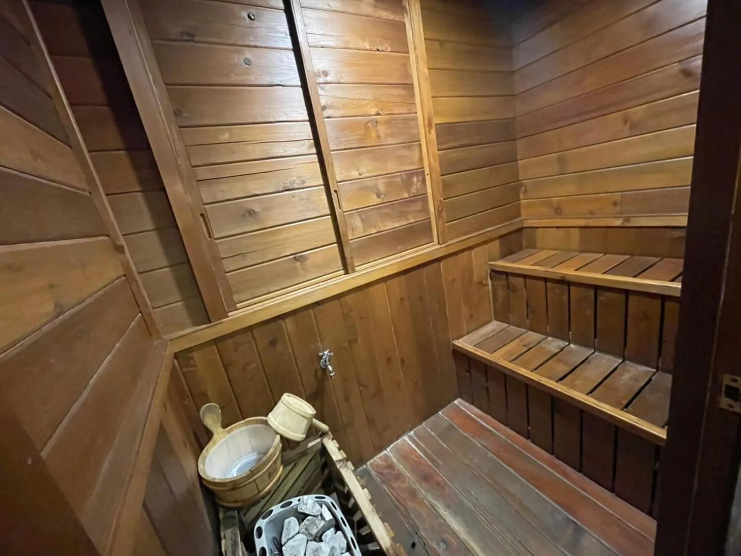 Spa and wellness centre/facilities in Emmanuel Farm House