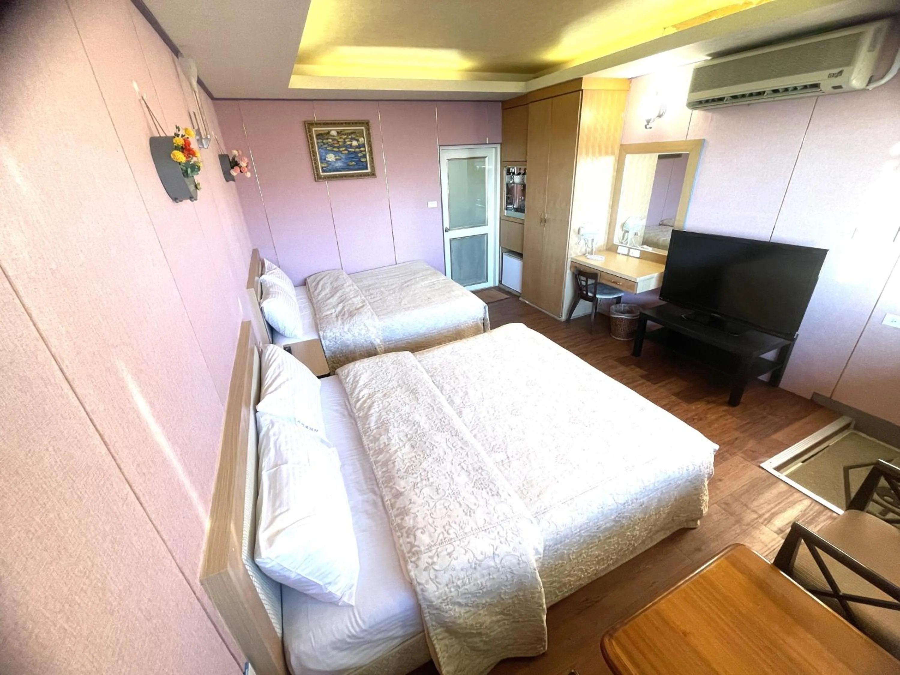 Bed in Emmanuel Farm House