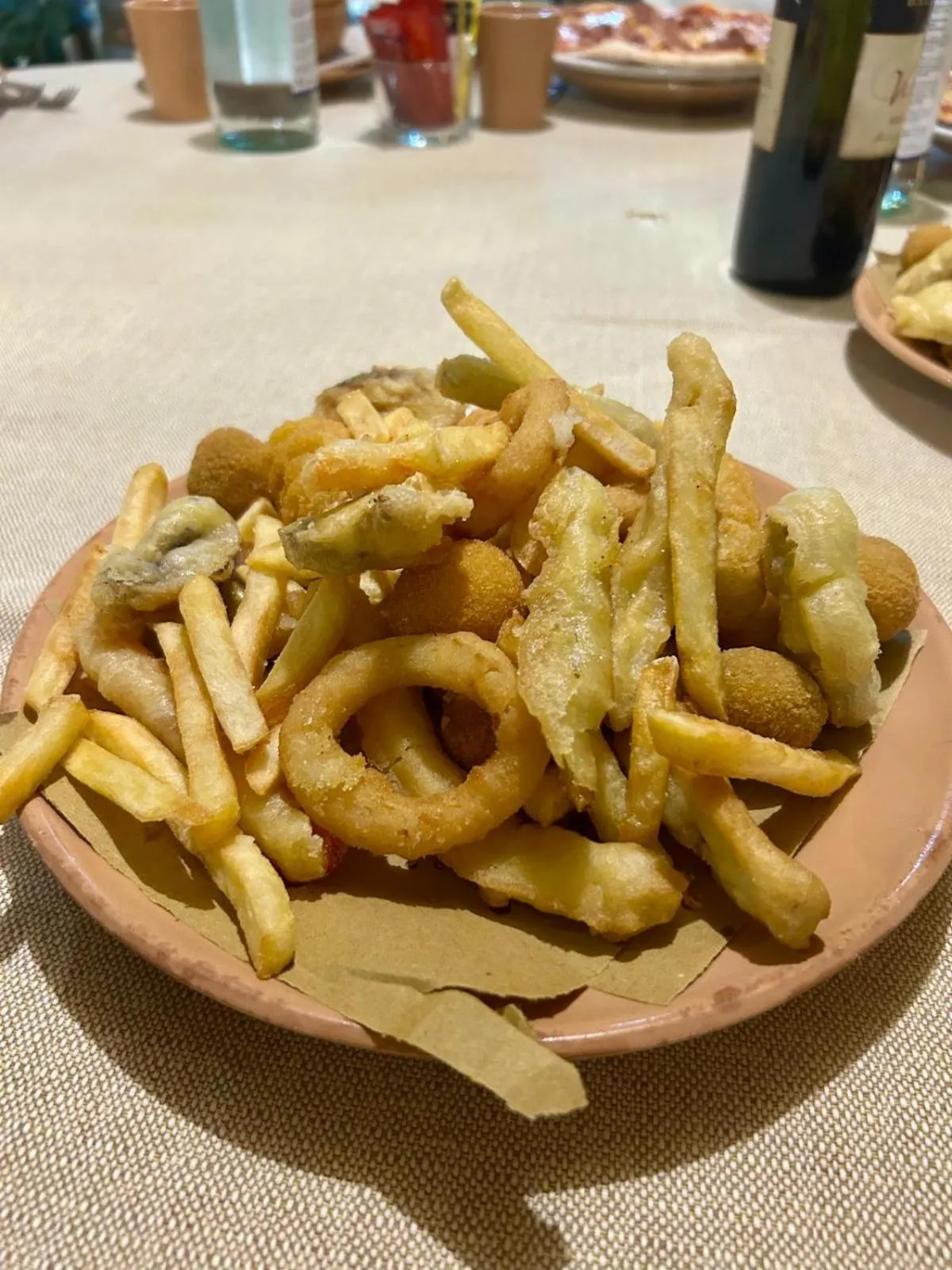 Restaurant/places to eat in Castello di Baccaresca