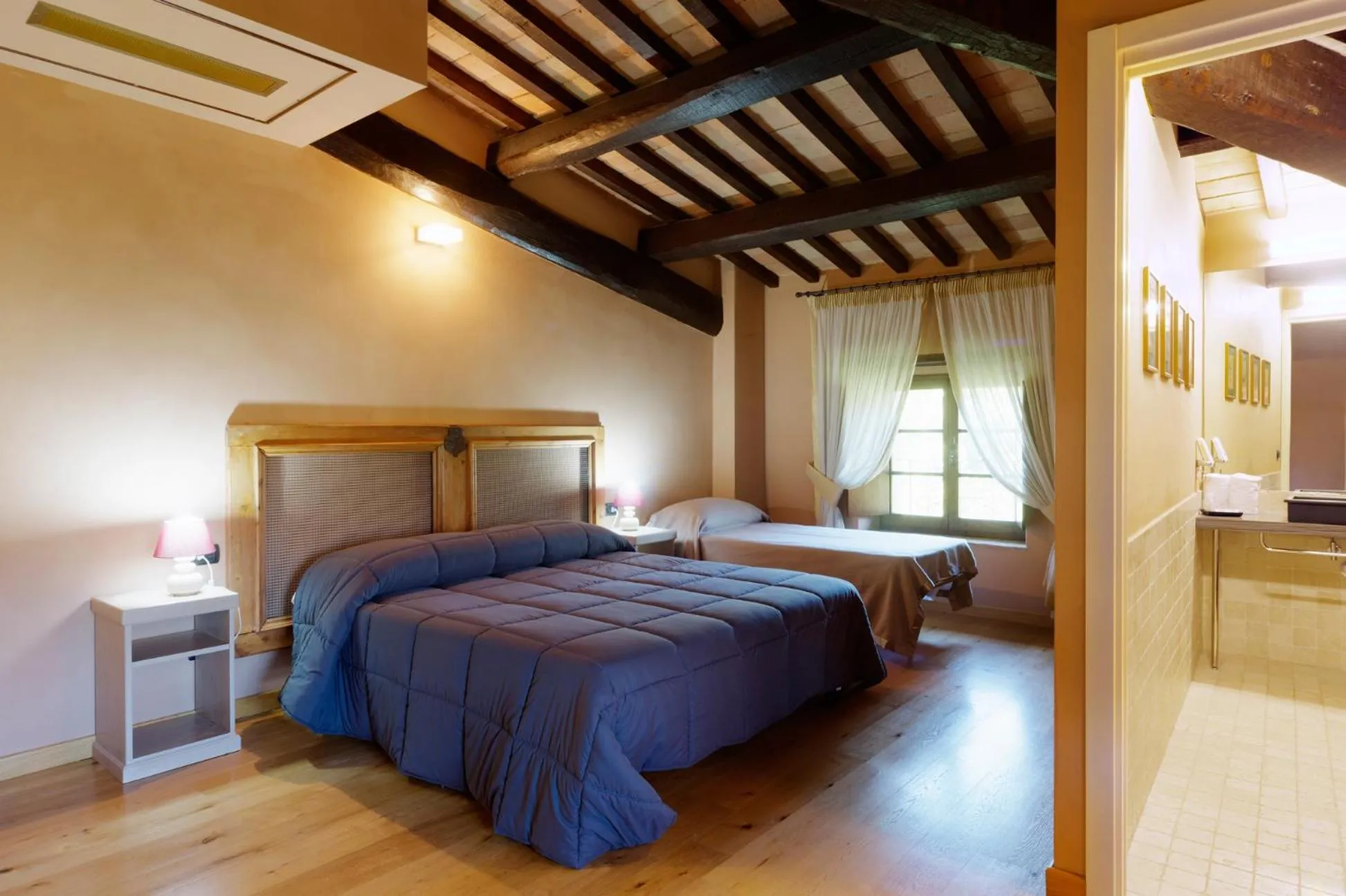 Bedroom, Bed in Castello di Baccaresca