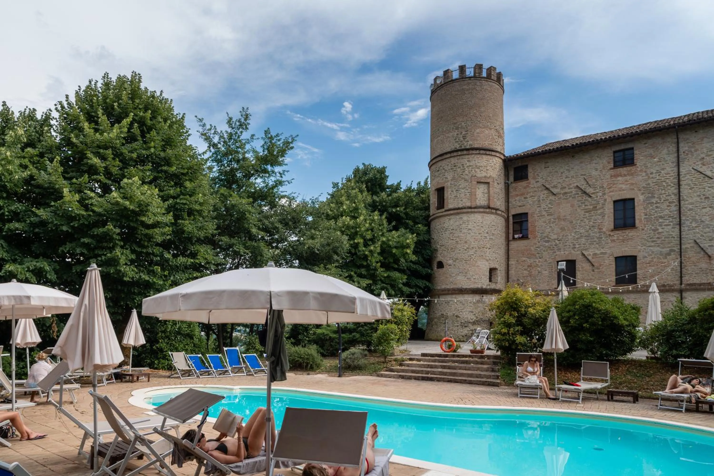 Swimming pool in Castello di Baccaresca