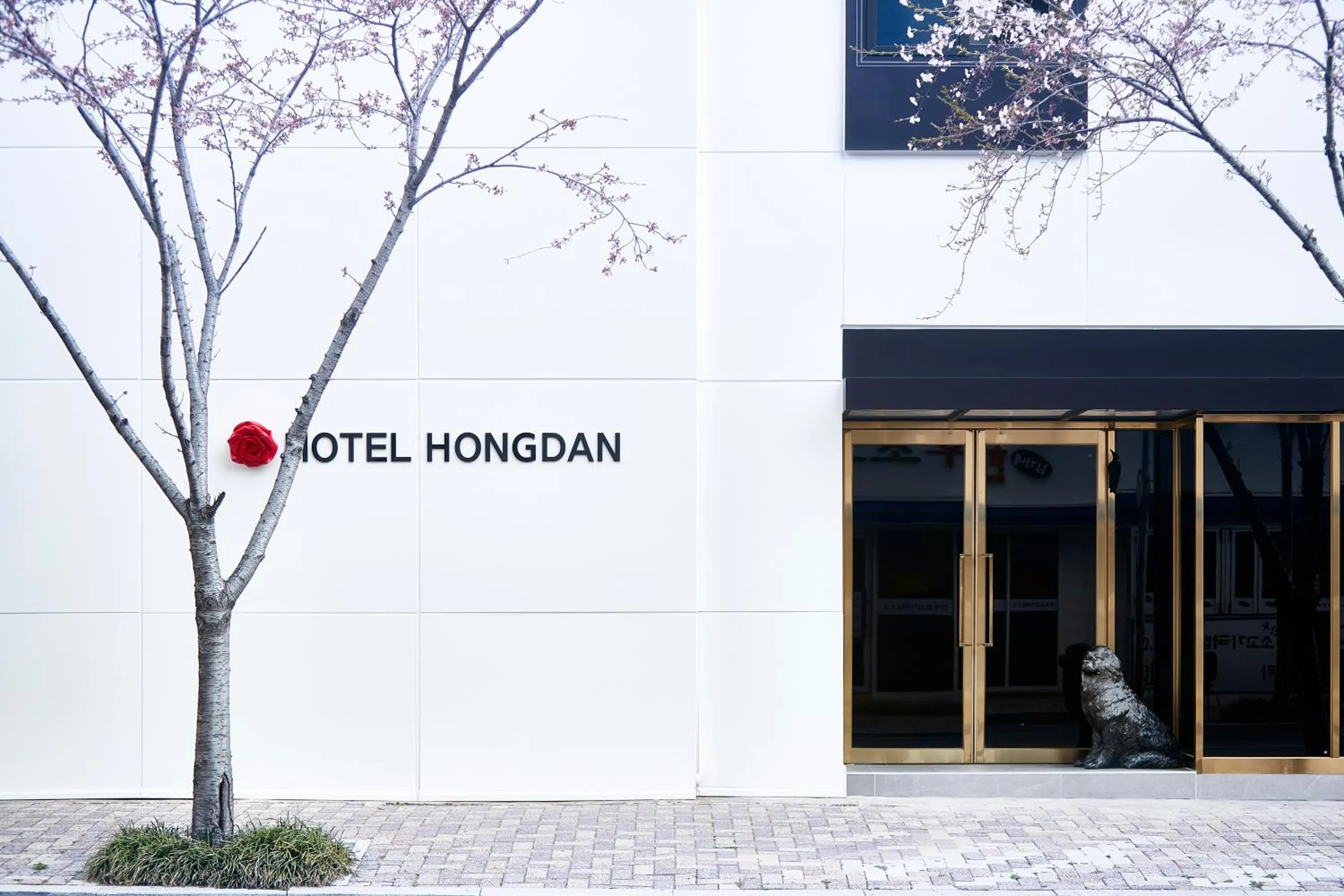 Property building in Hotel Hongdan