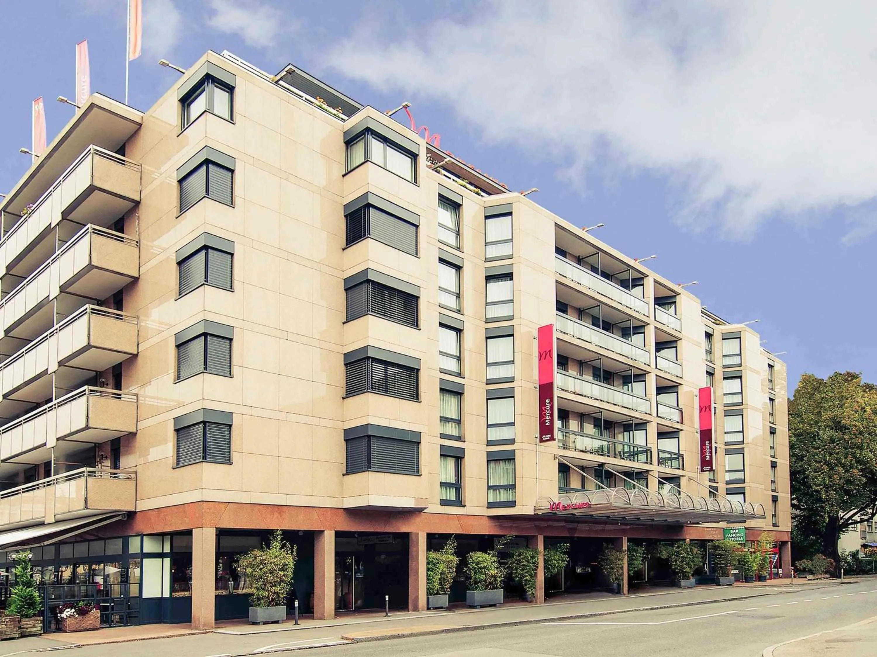 Property building in Mercure Biel