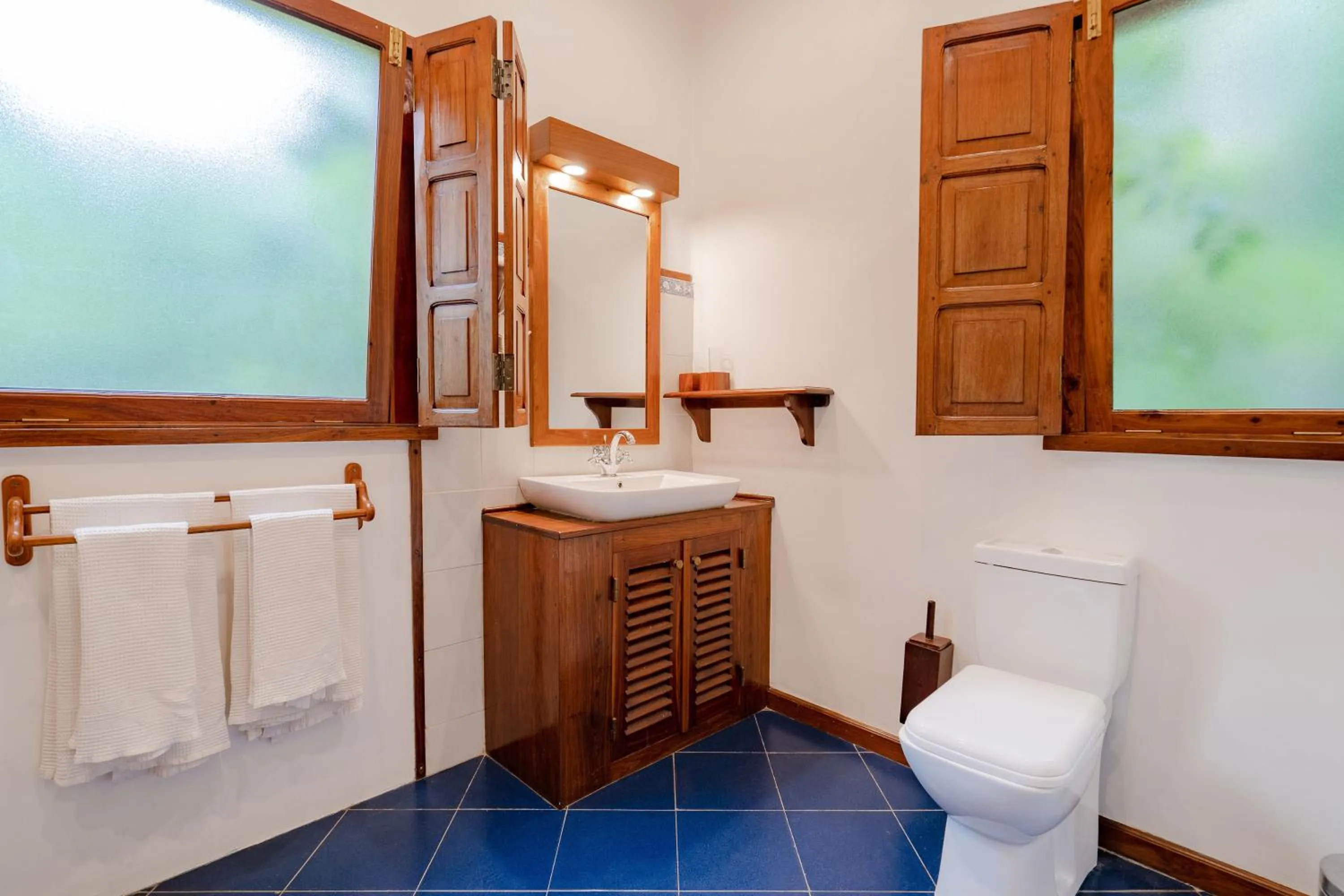 Bathroom in Mediterraneo Boutique Hotel