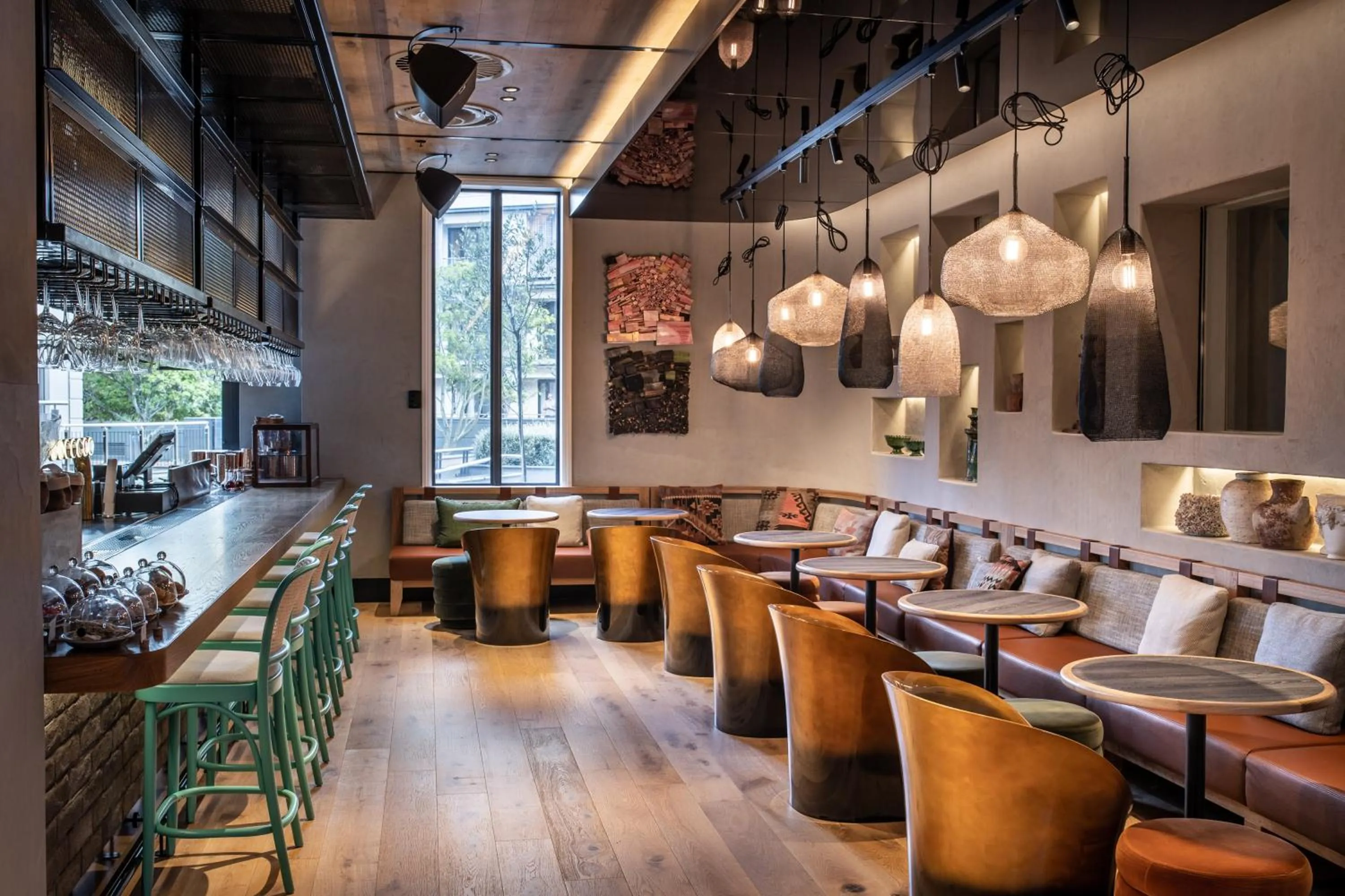 Lounge or bar in QT Auckland