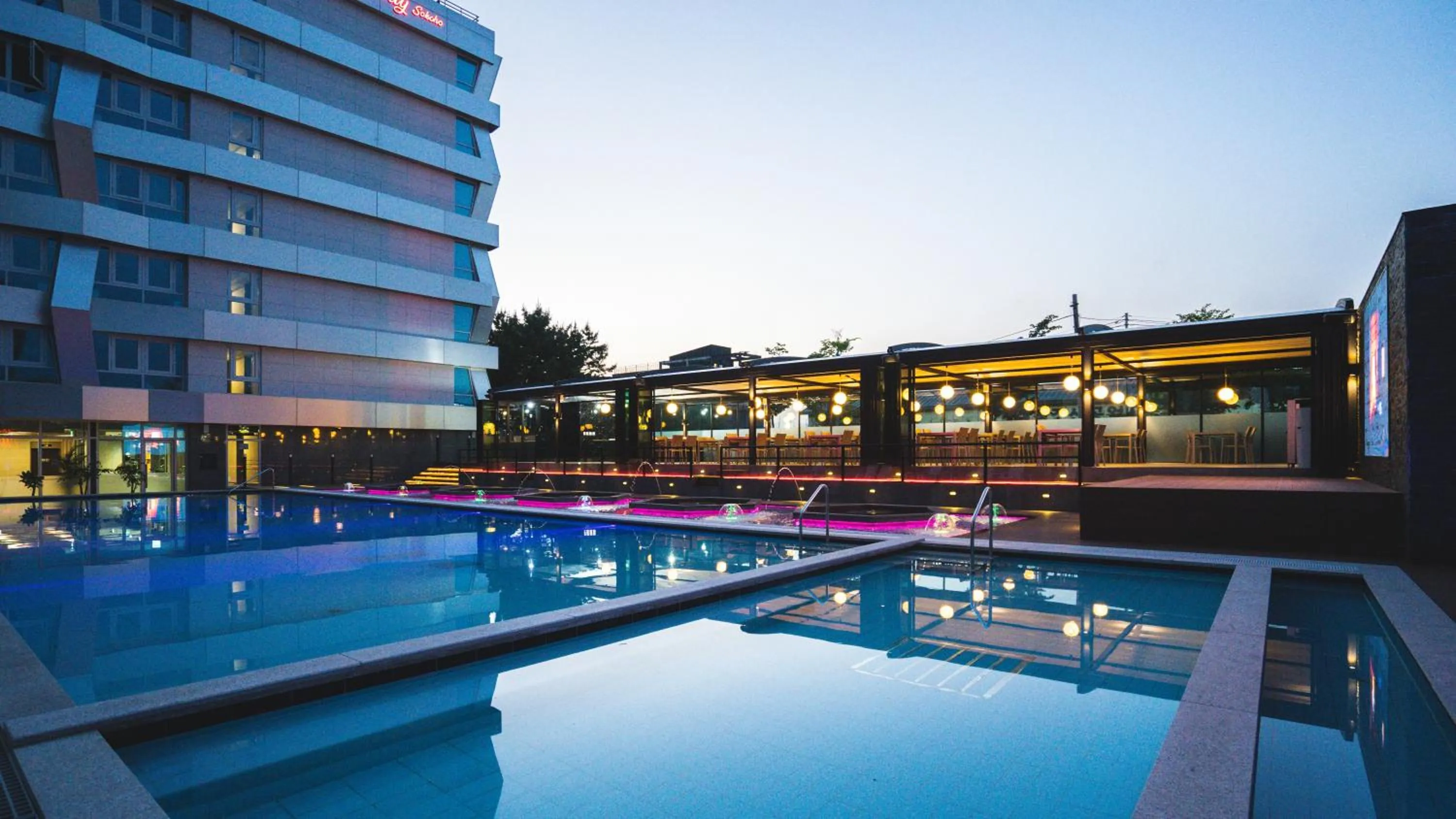 Property building in Marinabay Sokcho