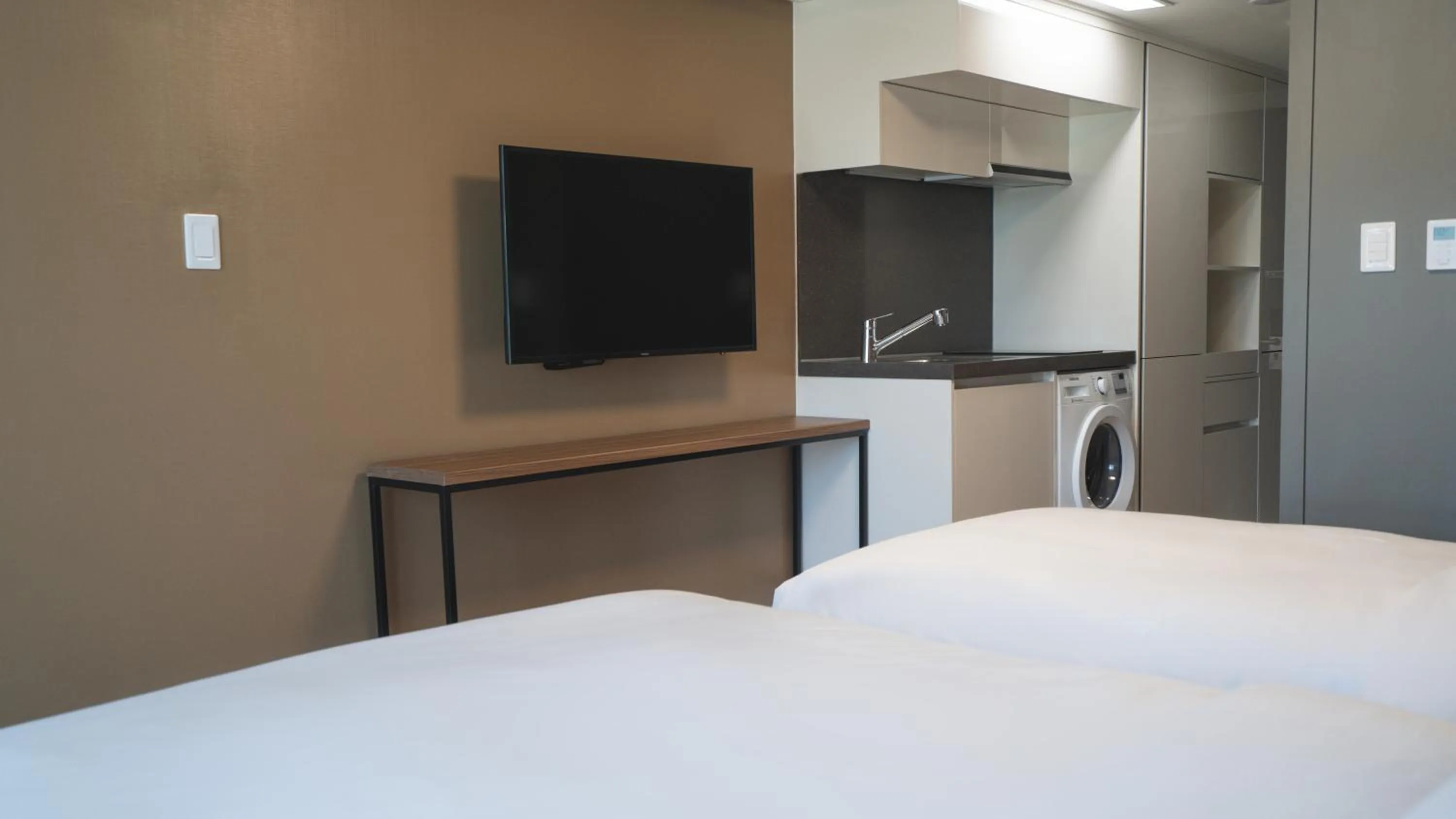 Bed in Marinabay Sokcho