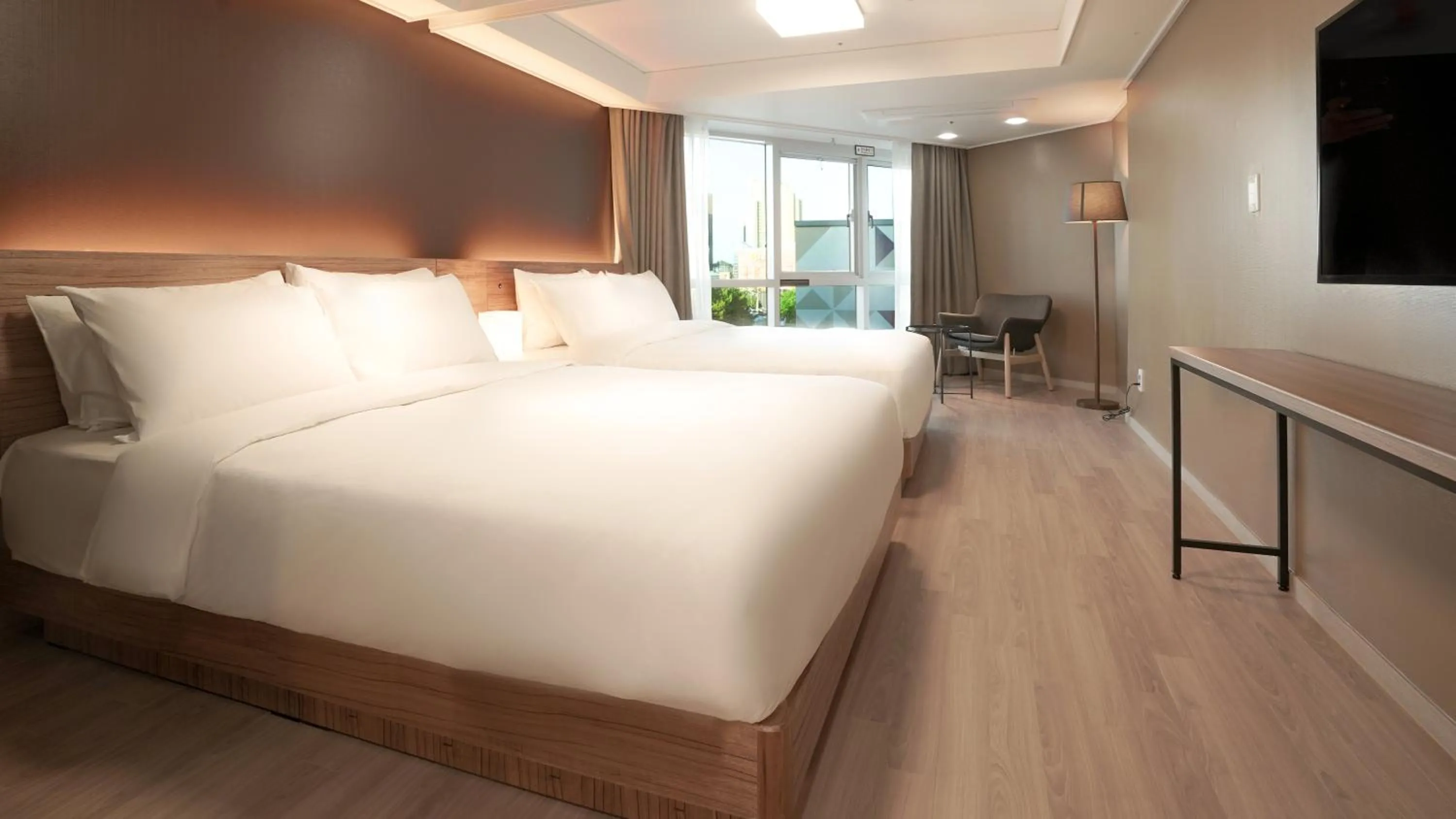 Bed in Marinabay Sokcho