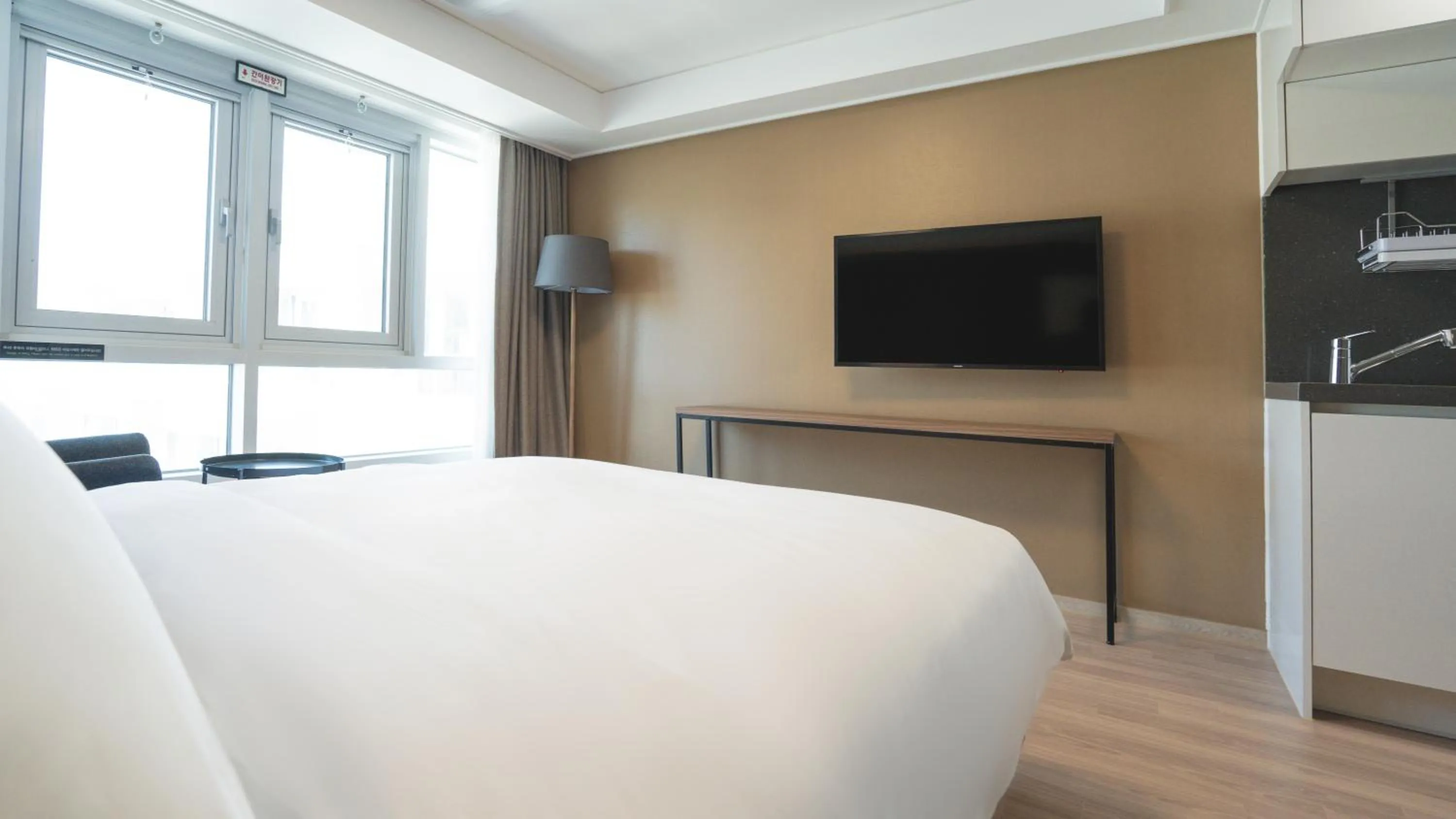 Bed in Marinabay Sokcho