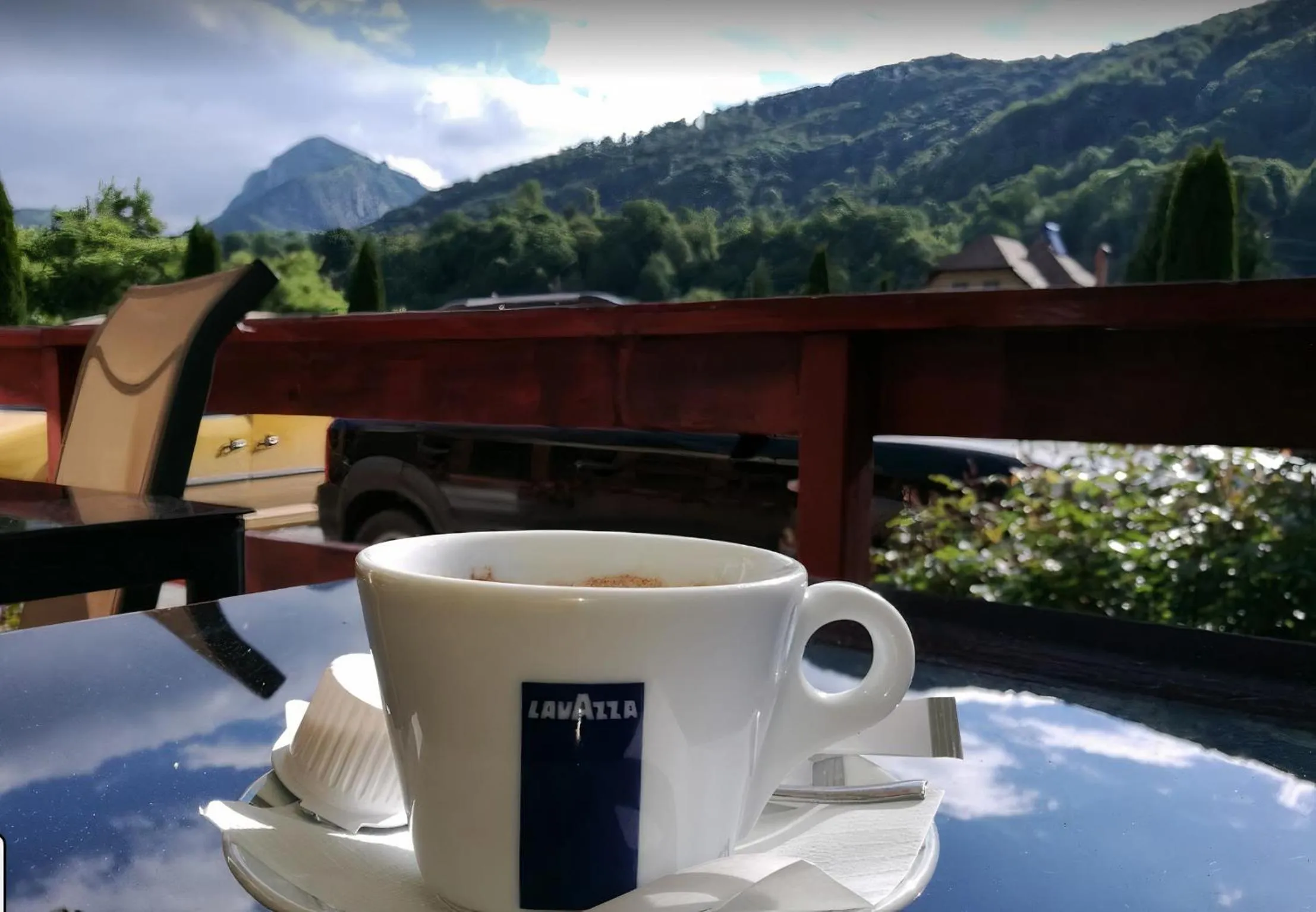 Day in Pensiunea Floare de Colţ