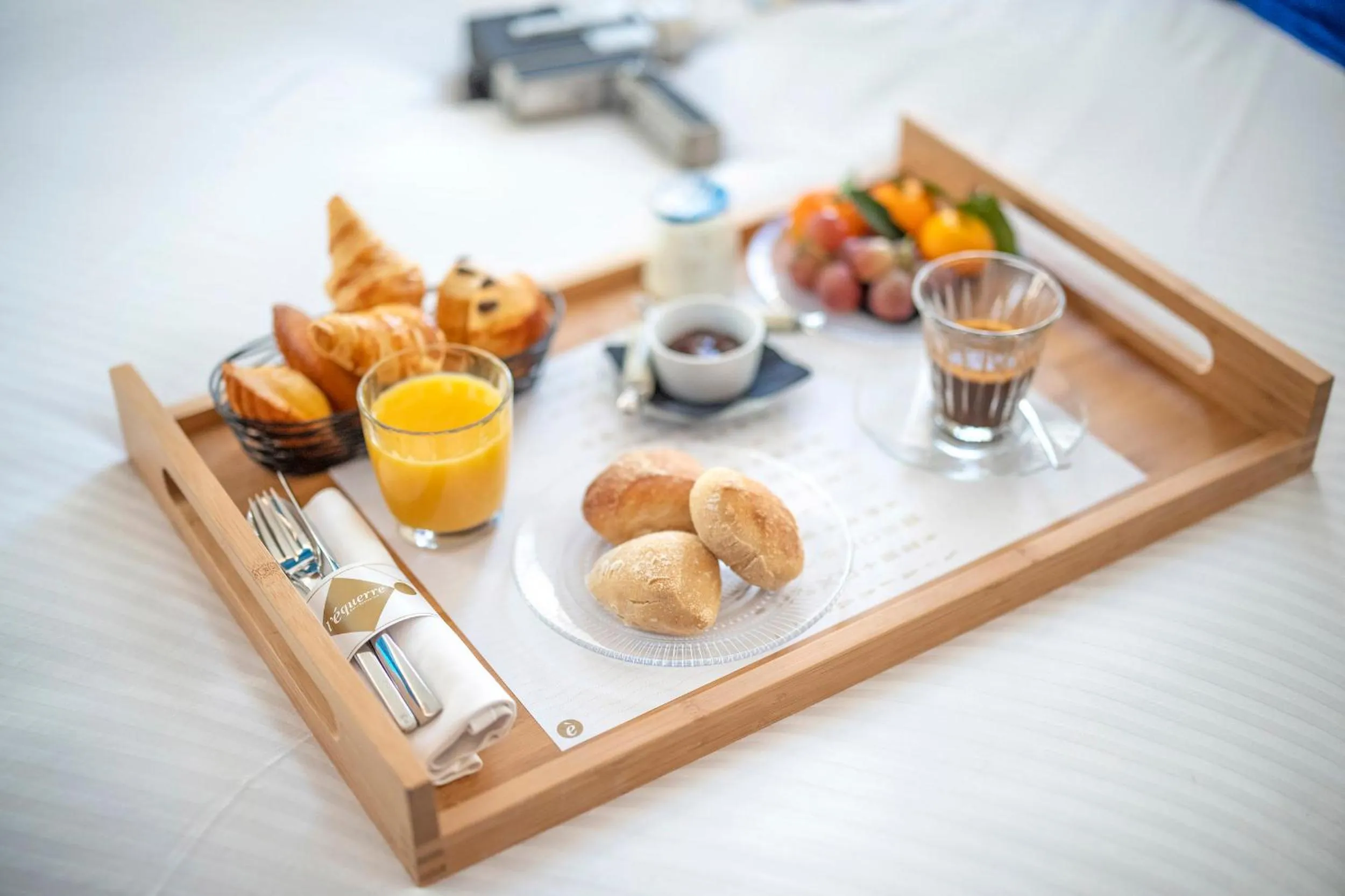 Breakfast in L'Eautel Toulon Centre Port