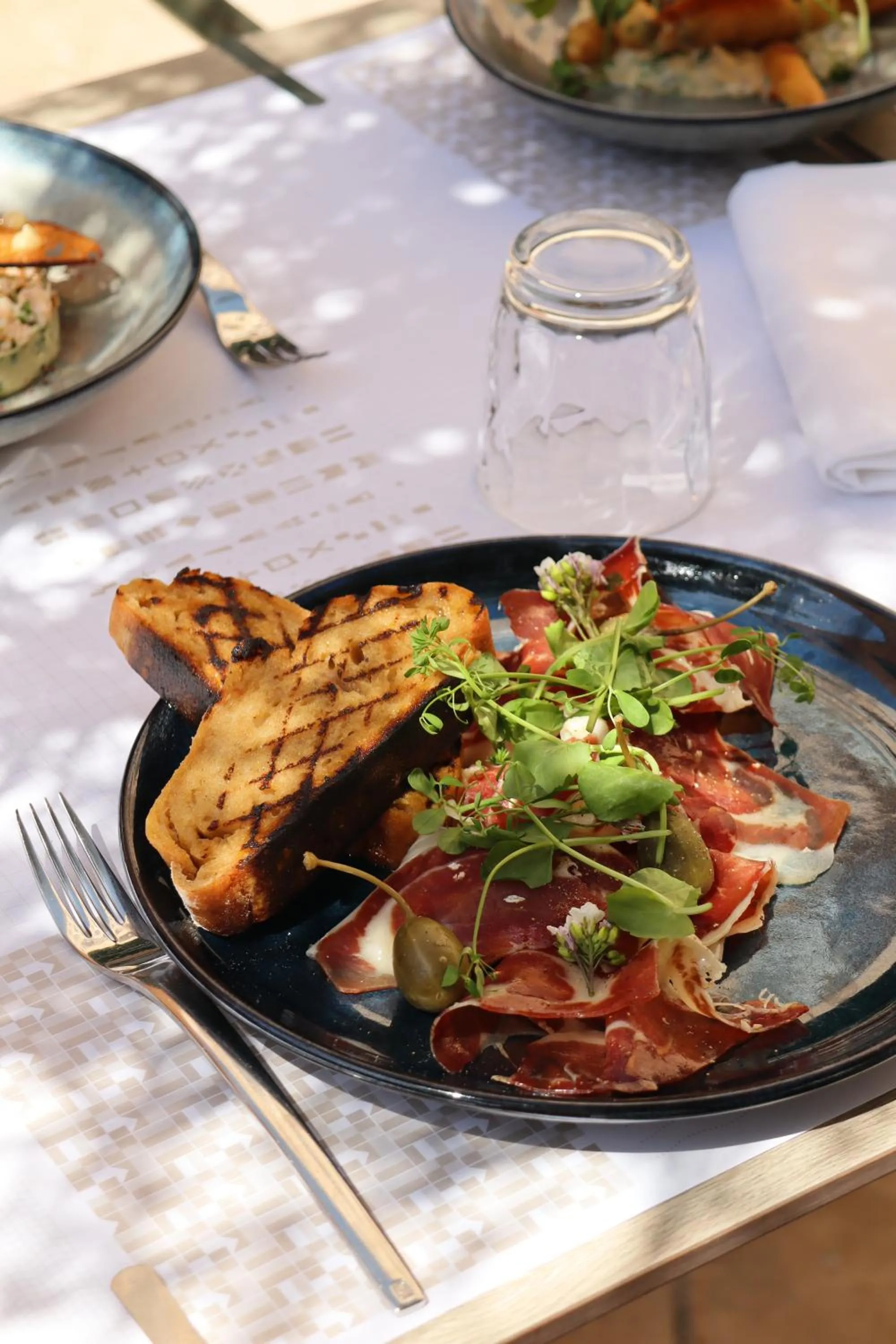 Restaurant/places to eat in L'Eautel Toulon Centre Port