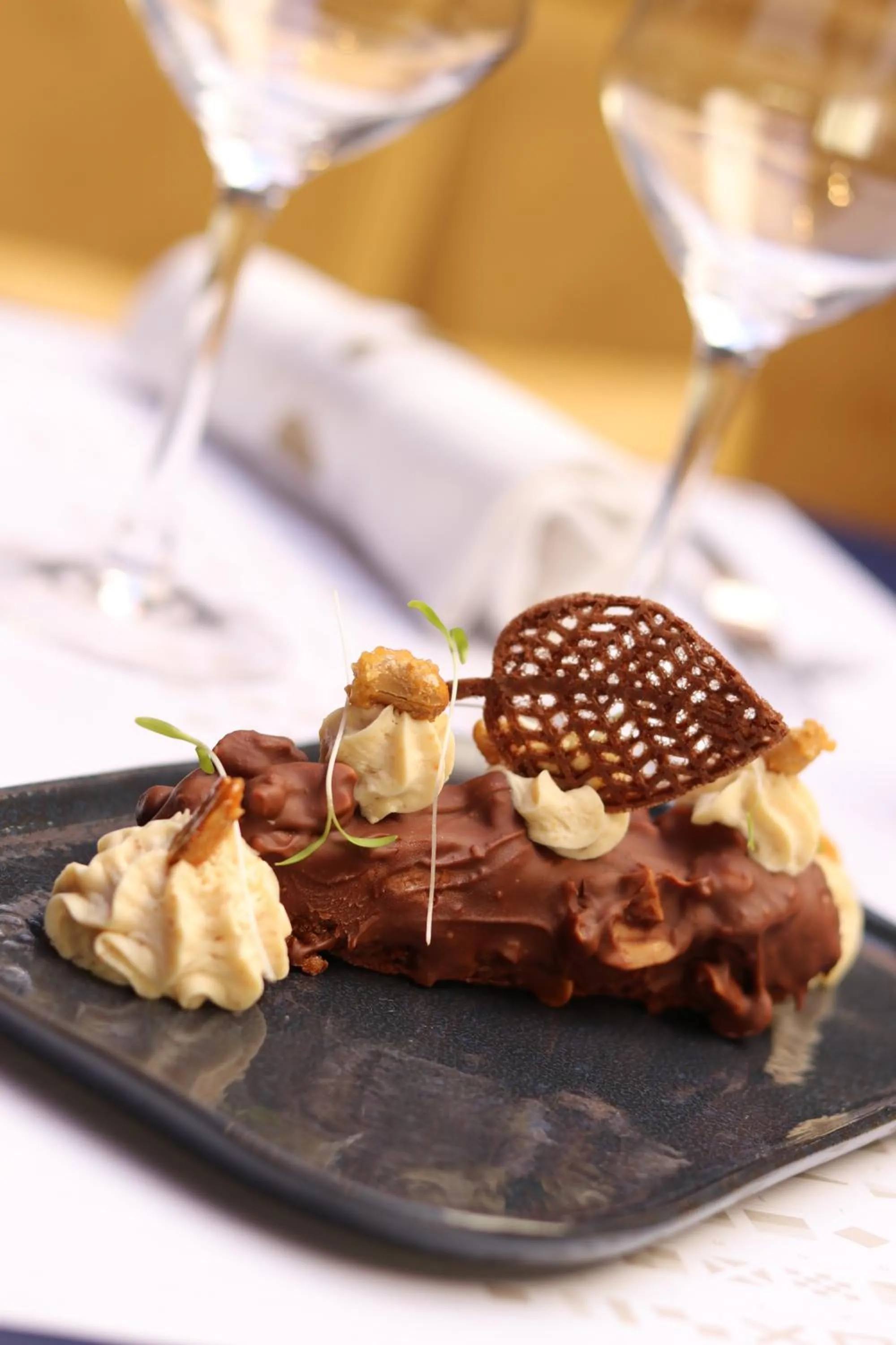 Restaurant/places to eat in L'Eautel Toulon Centre Port