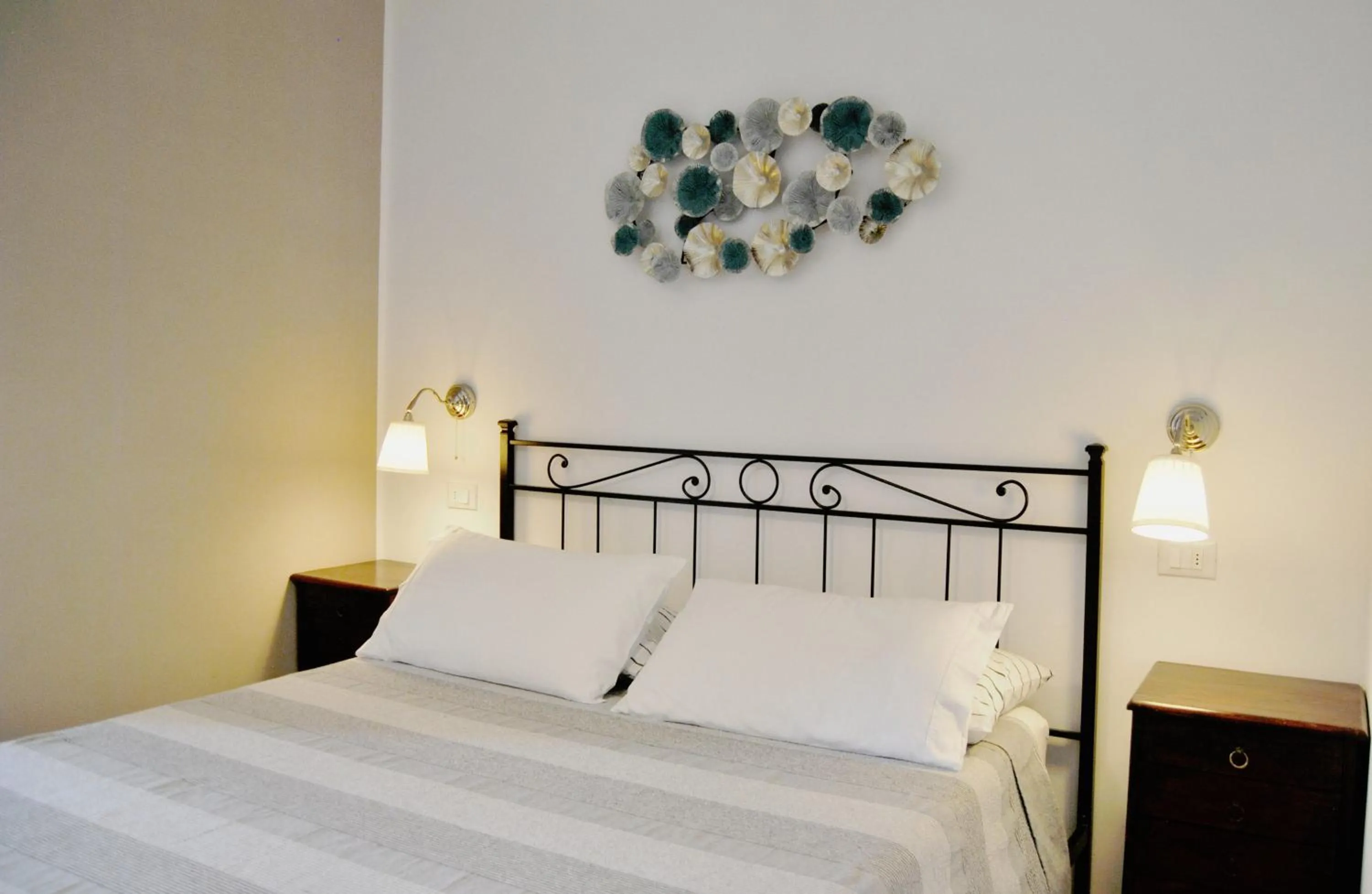 Bedroom, Bed in Le Bassotte b&b