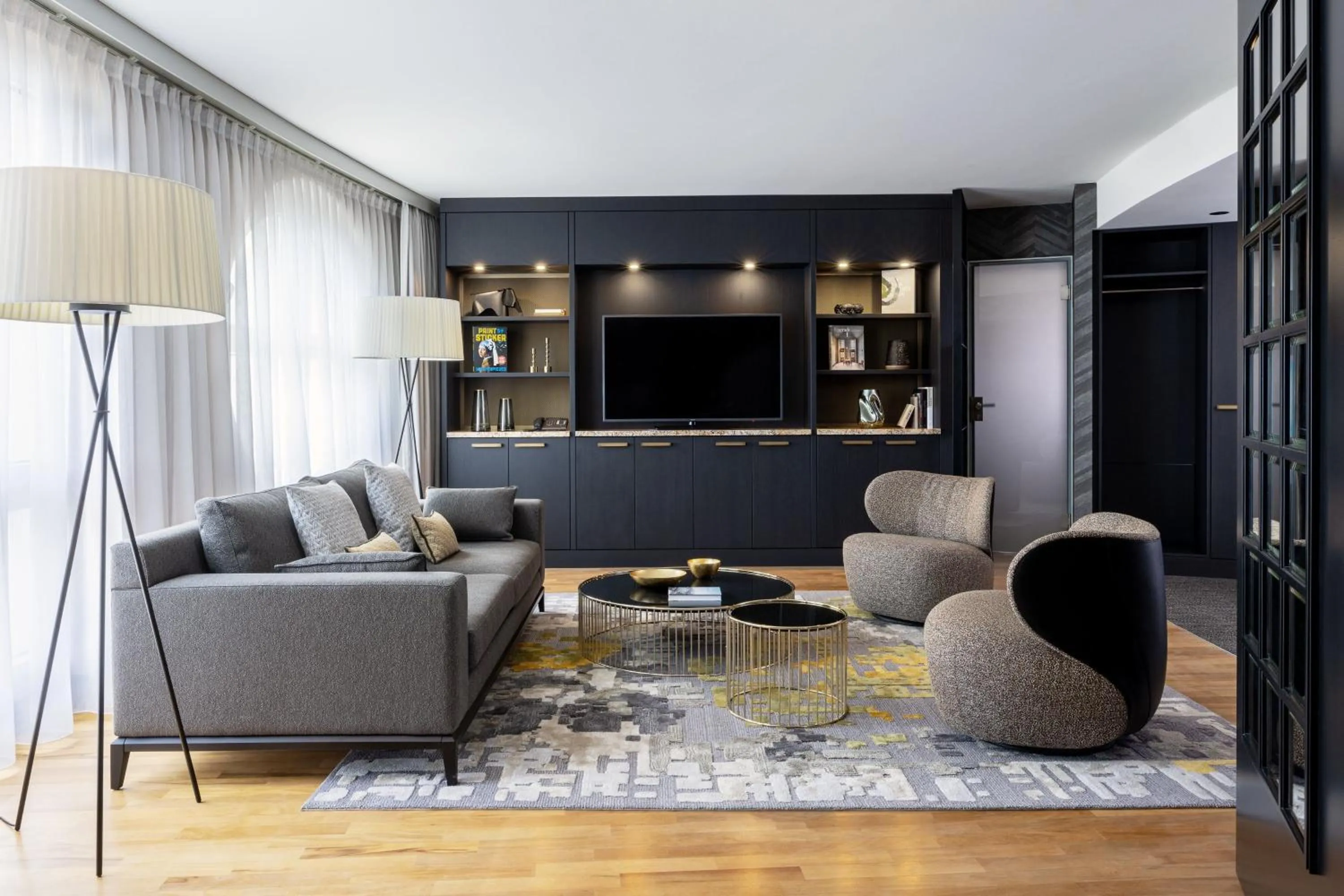 Photo of the whole room in Basel Marriott Hotel