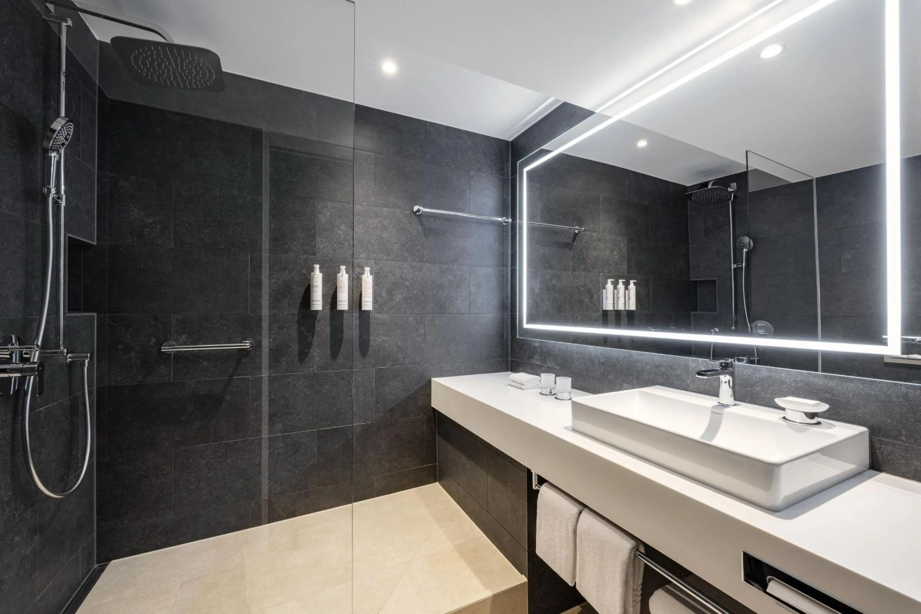 Bathroom in Basel Marriott Hotel