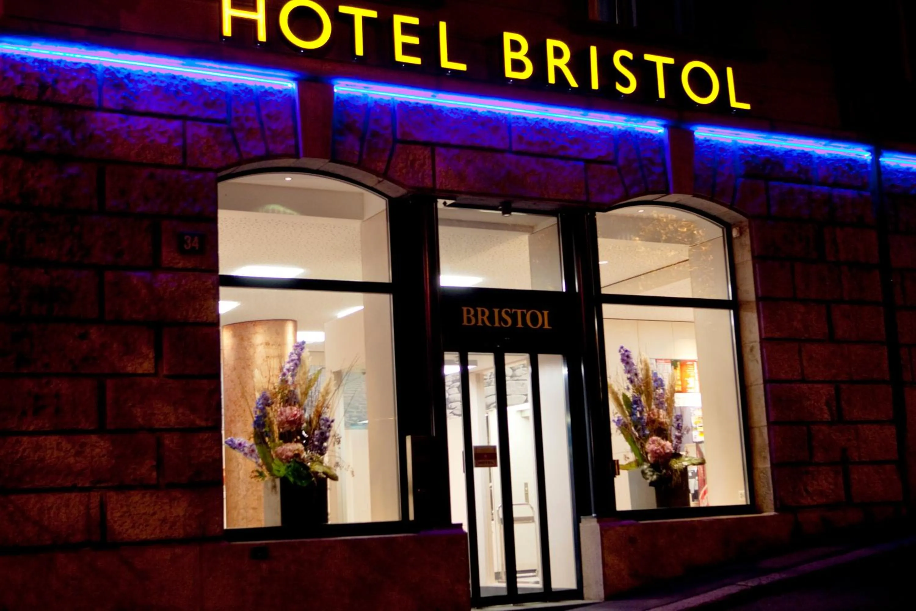 Property building in Hotel Bristol Zurich