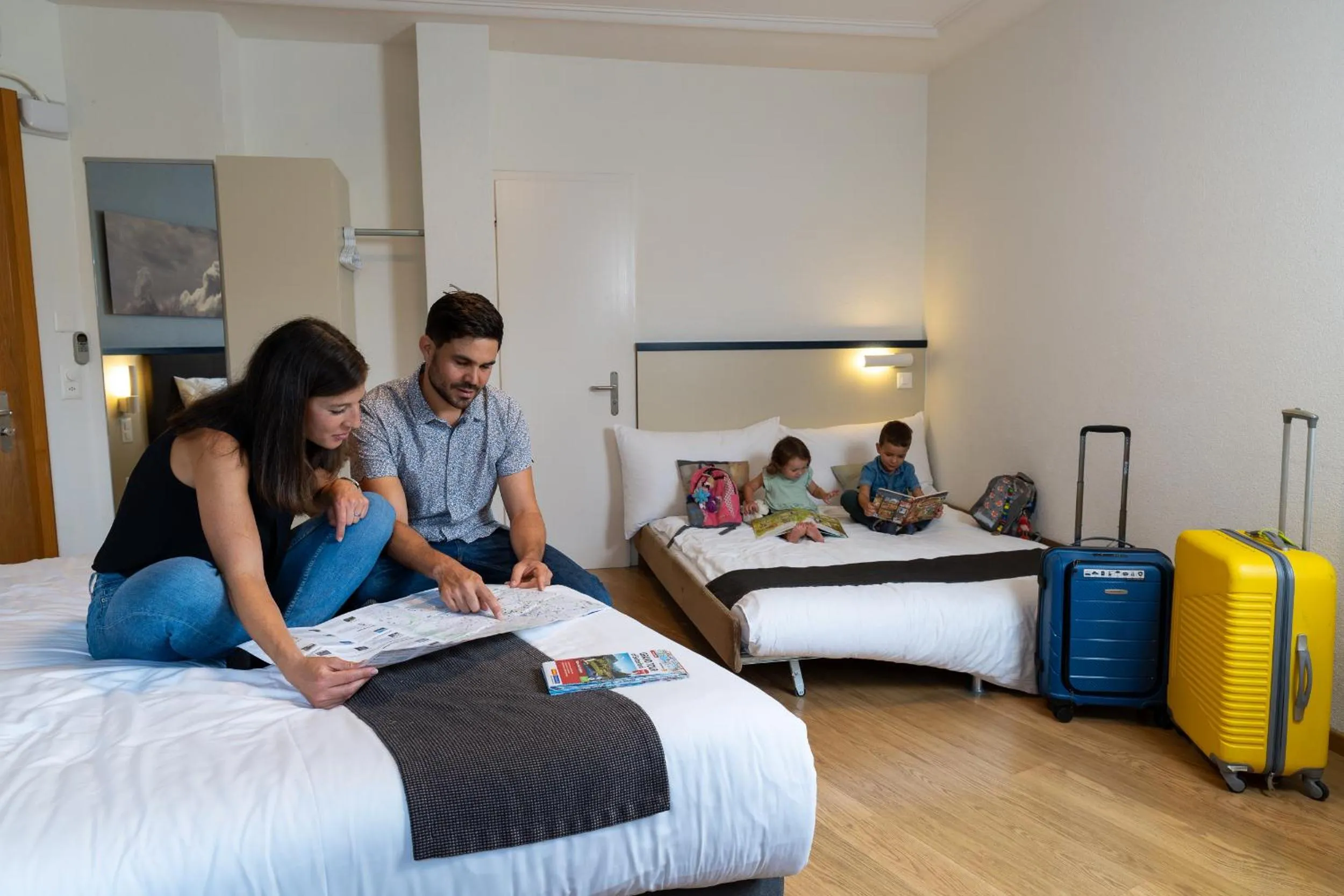 Photo of the whole room, Bed in Hotel Bristol Zurich