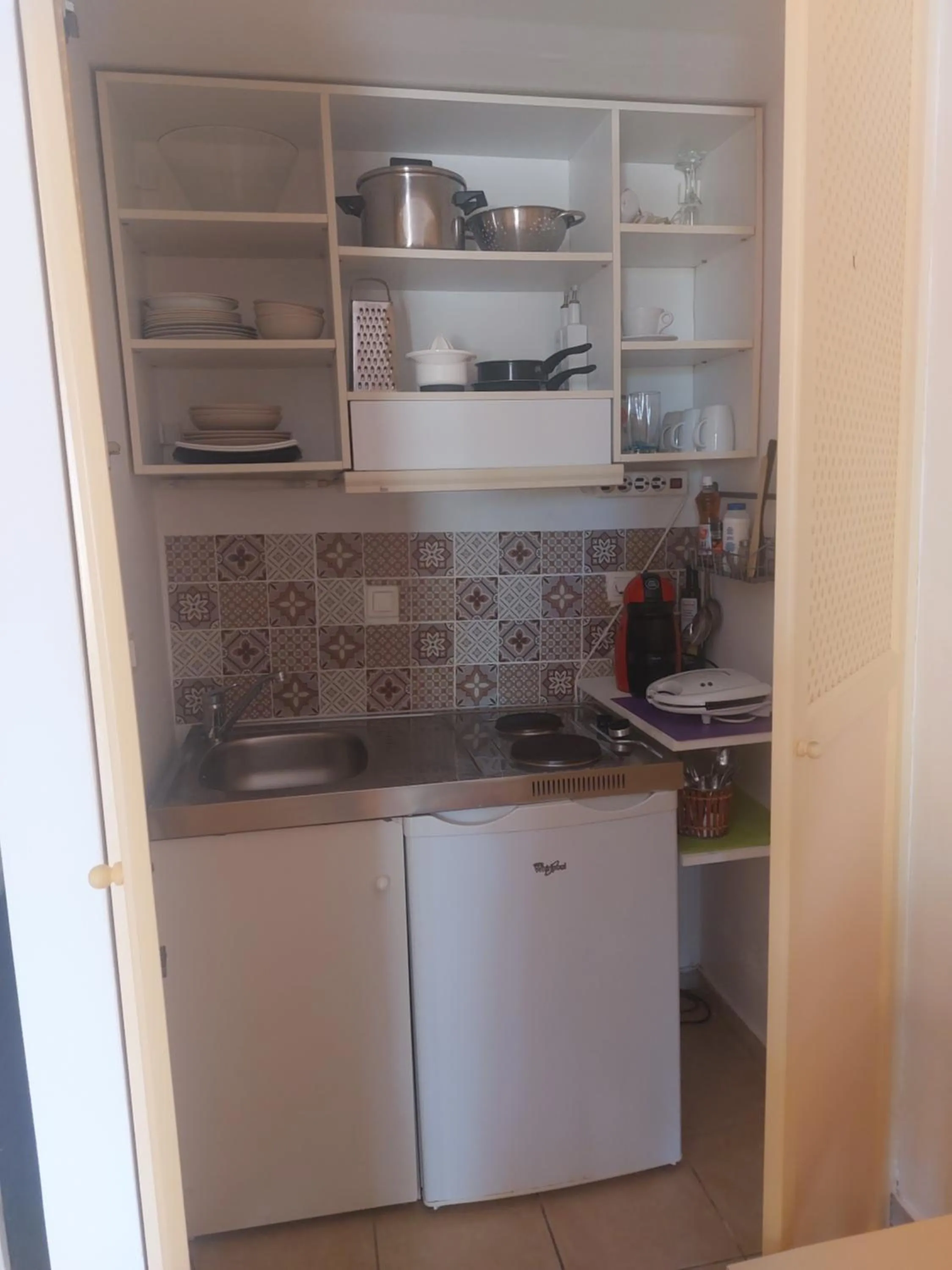 Kitchen or kitchenette in PLEIADES lUXURY APARTMENTS