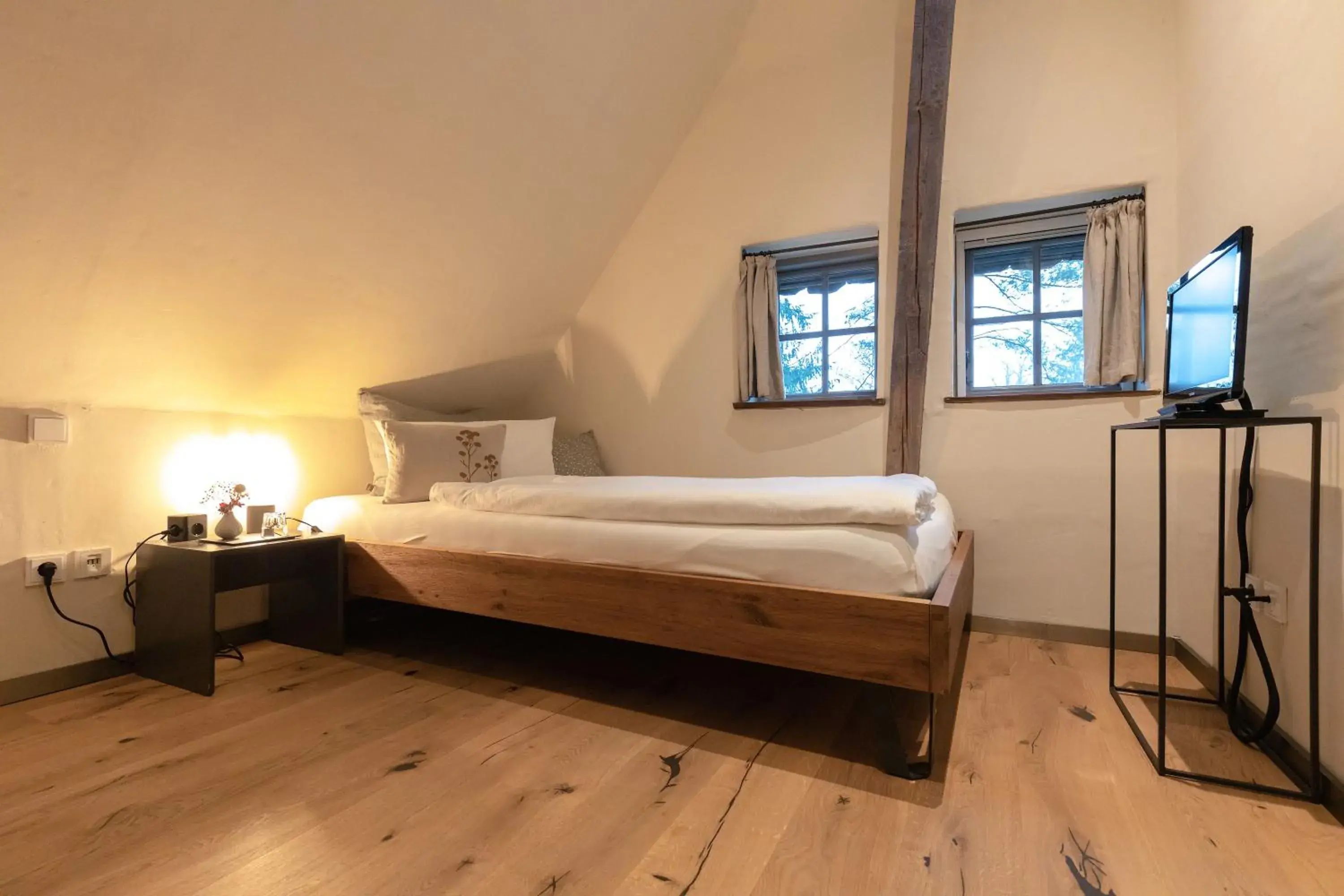 Single Room with Garden View in Biohotel WildLand Natural Resort Single Room with Garden View in Biohotel WildLand Natural Resort