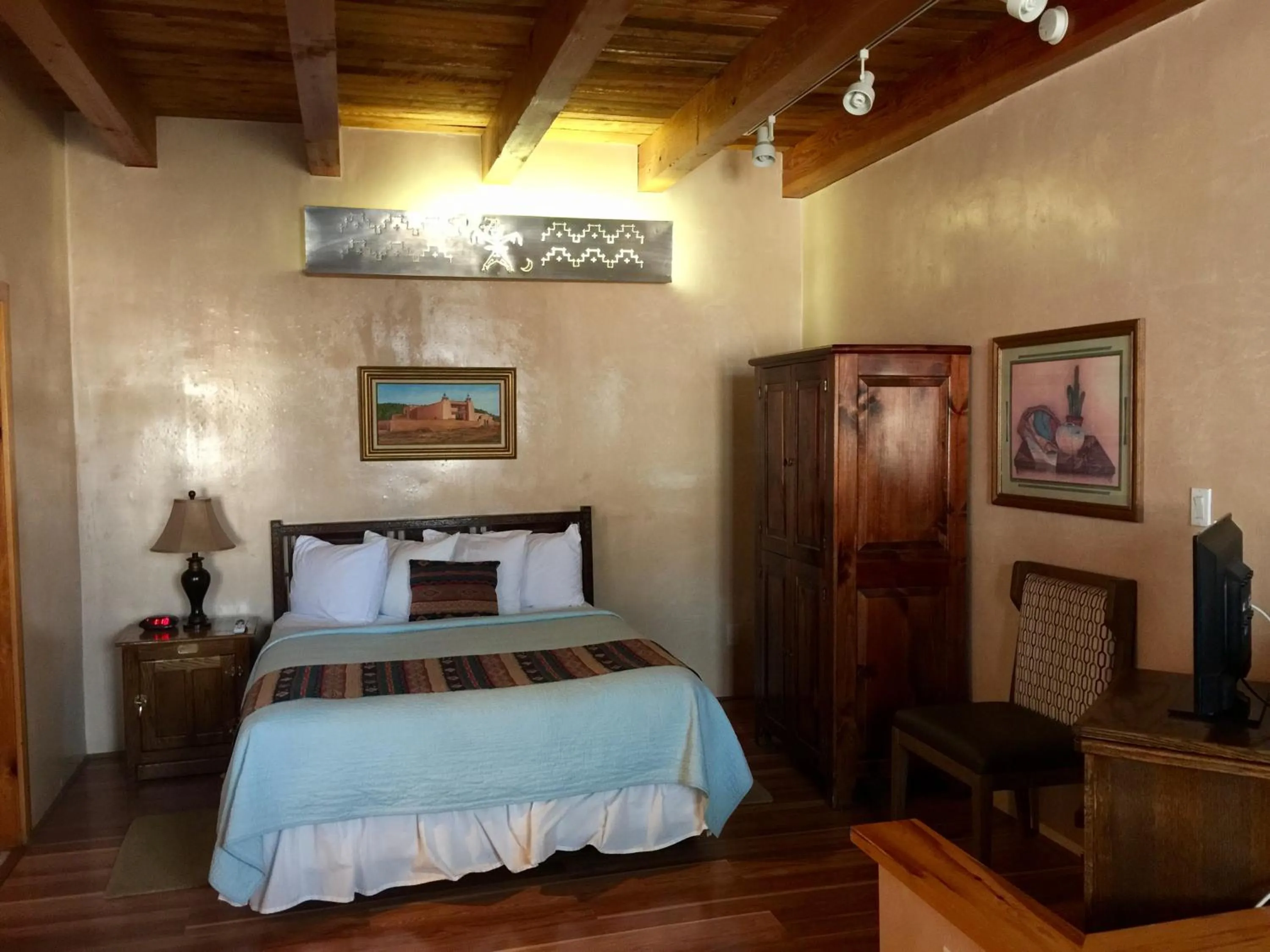 Bed in Guadalupe Inn