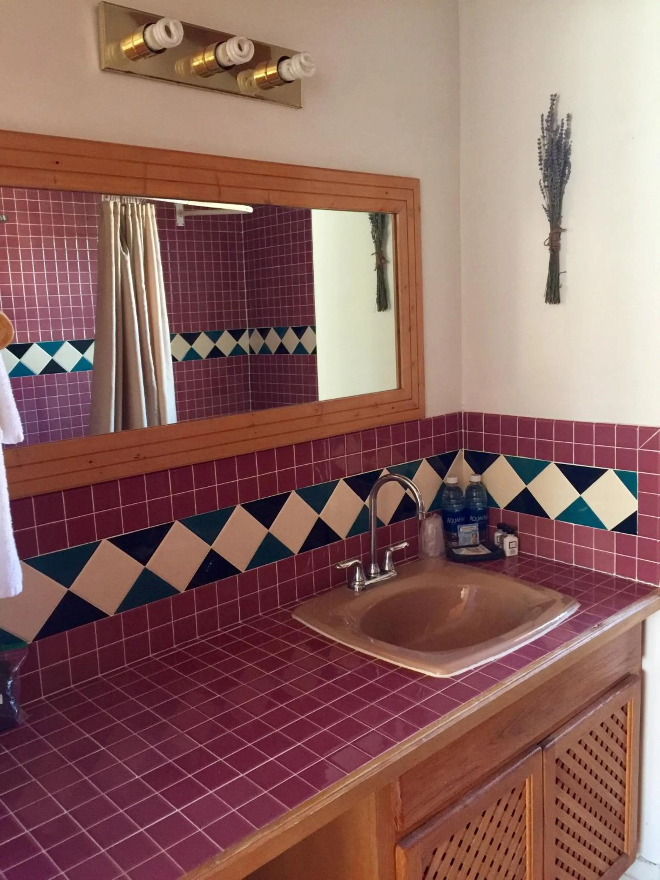 Bathroom in Guadalupe Inn