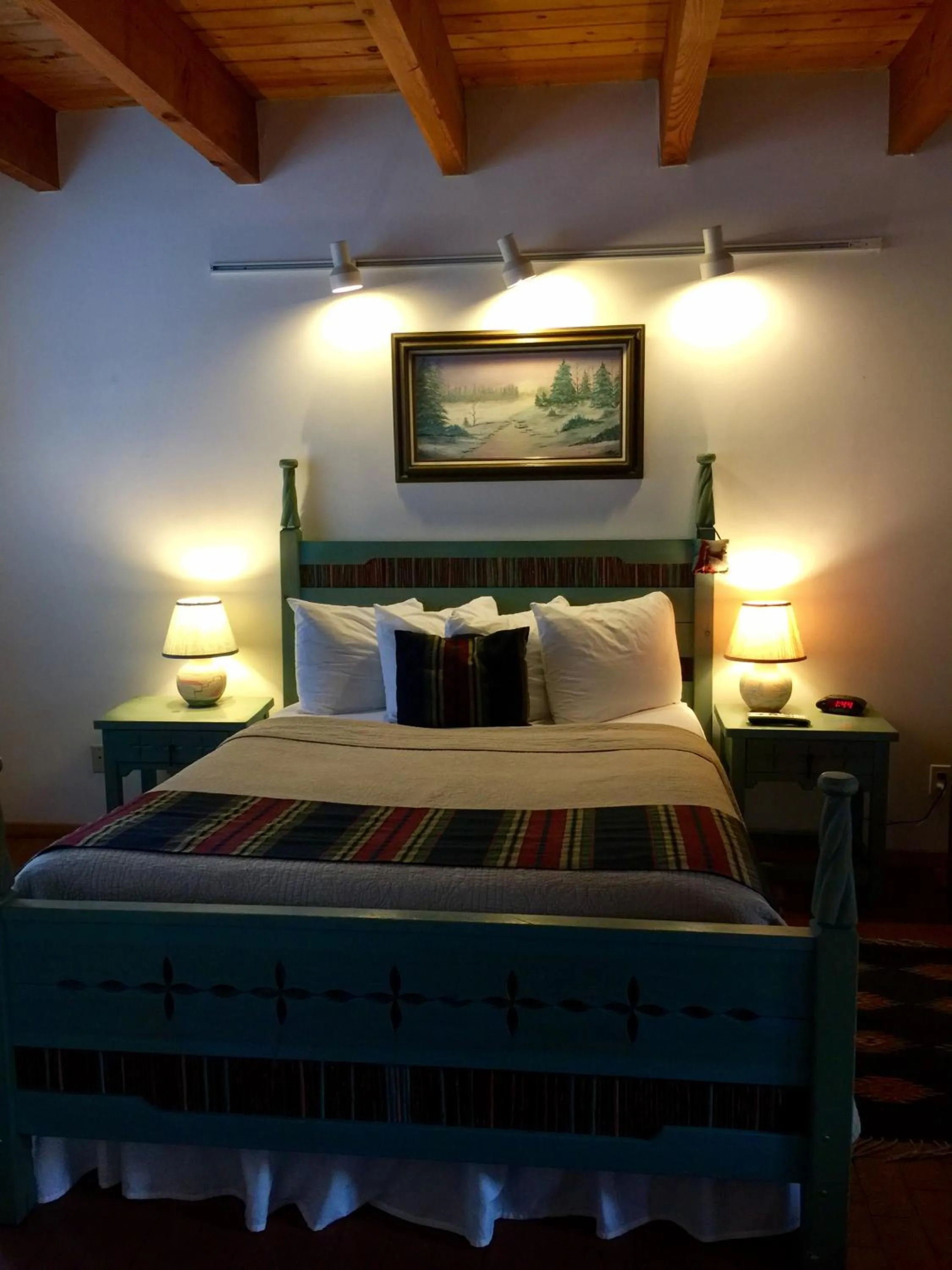 Bedroom, Bed in Guadalupe Inn