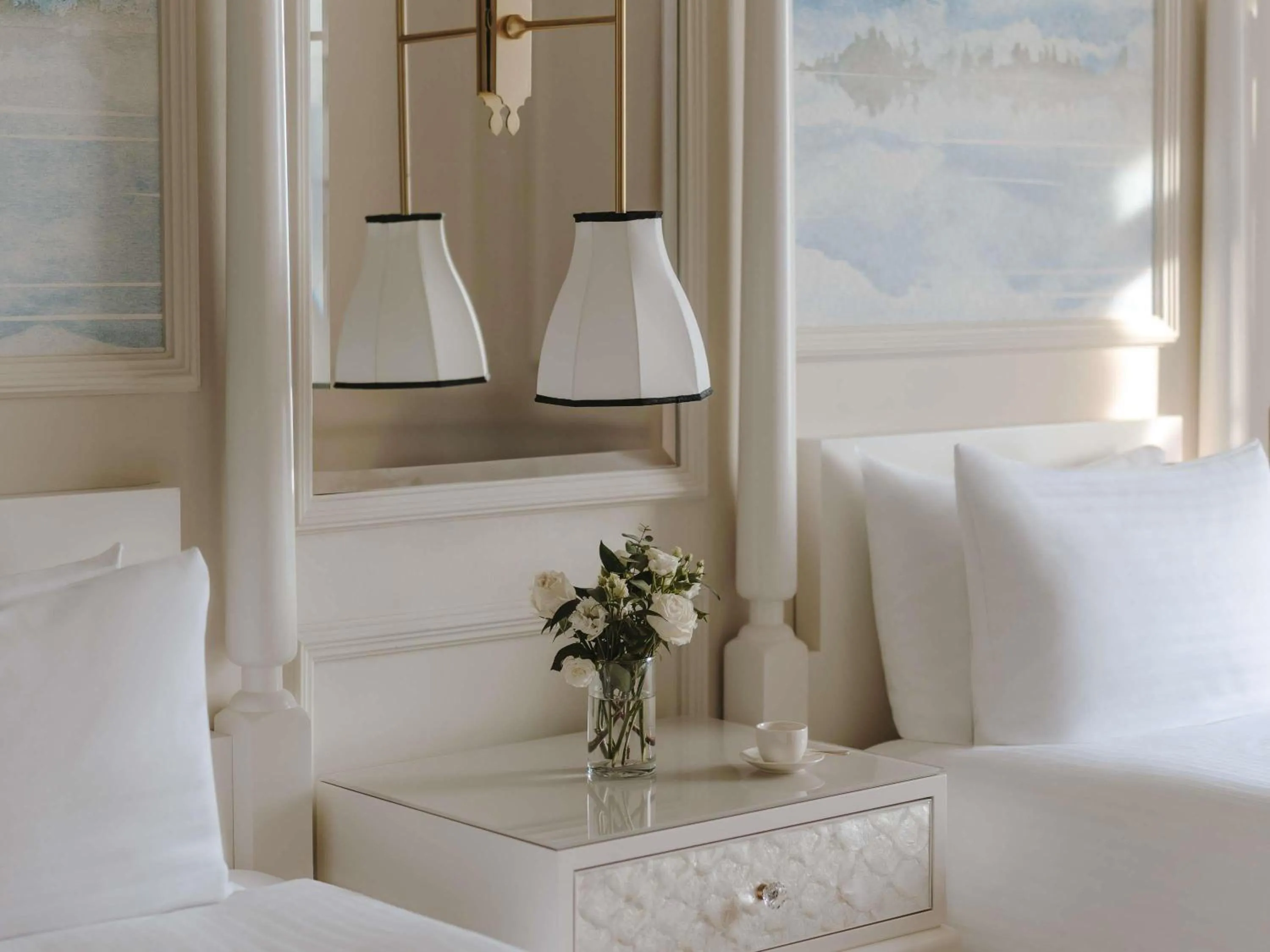 Bedroom, Bed in Fairmont Le Montreux Palace