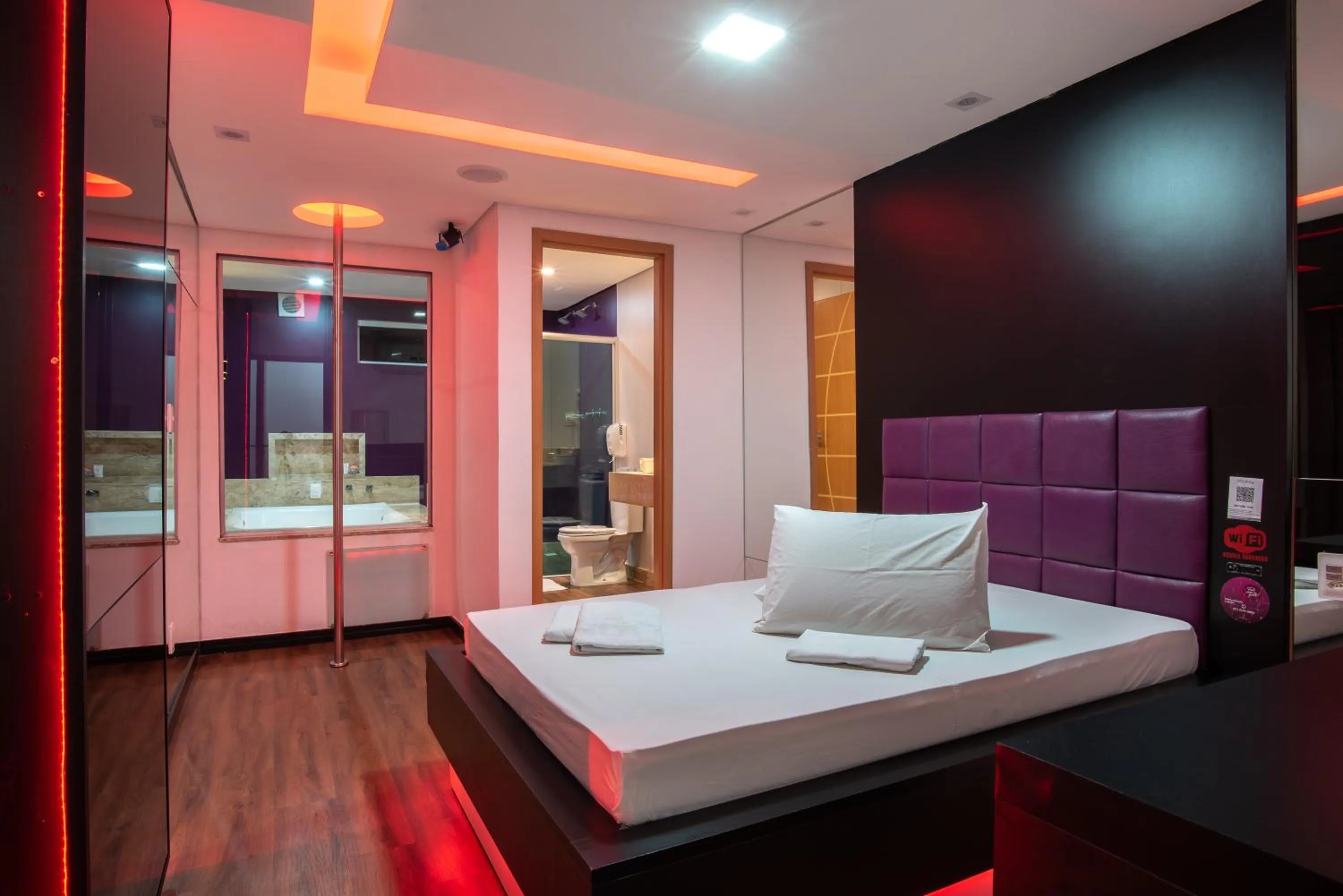 Bed in Motel fantasy 4 (adult Only)