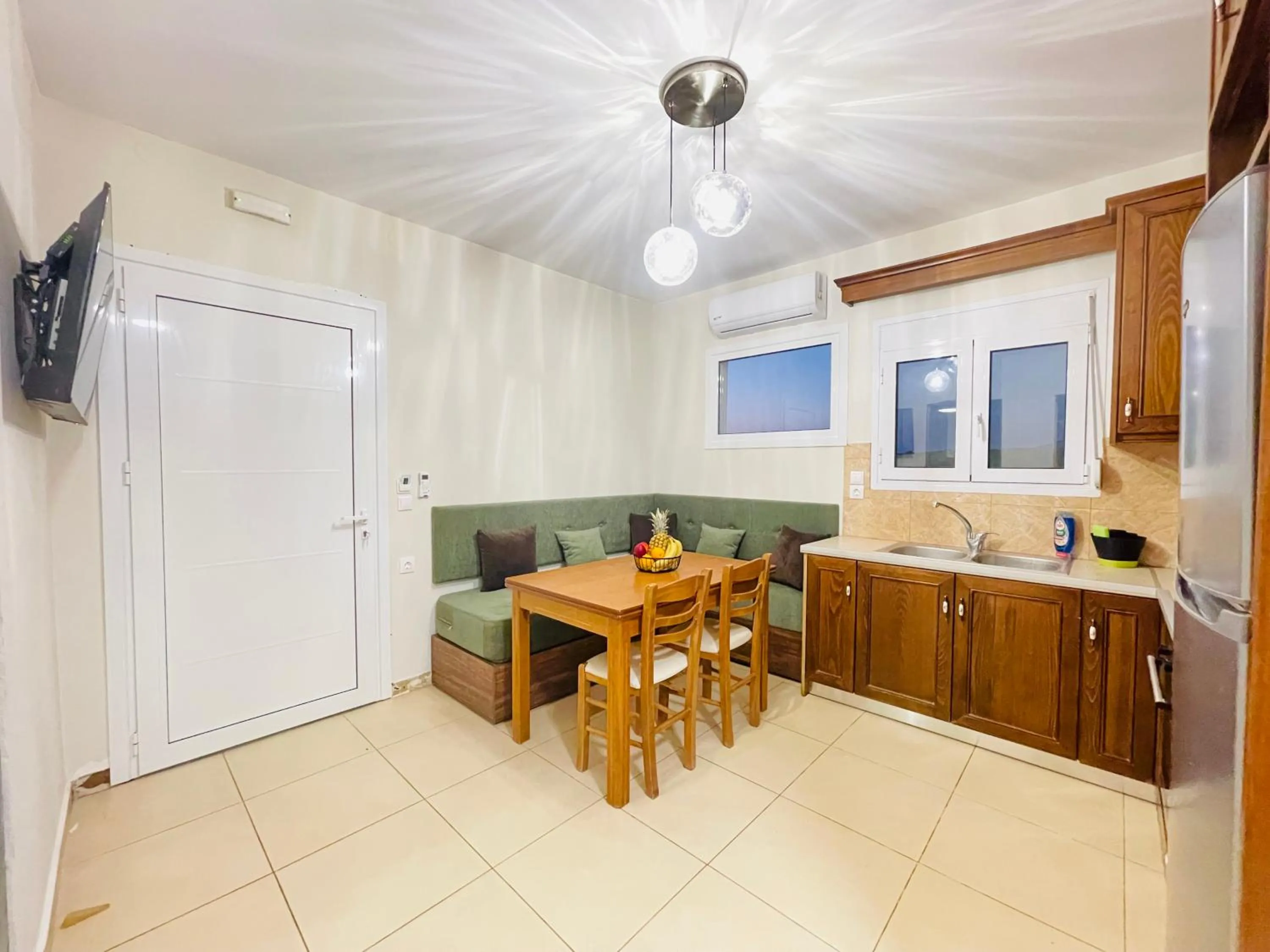 kitchen in Lafo Rooms