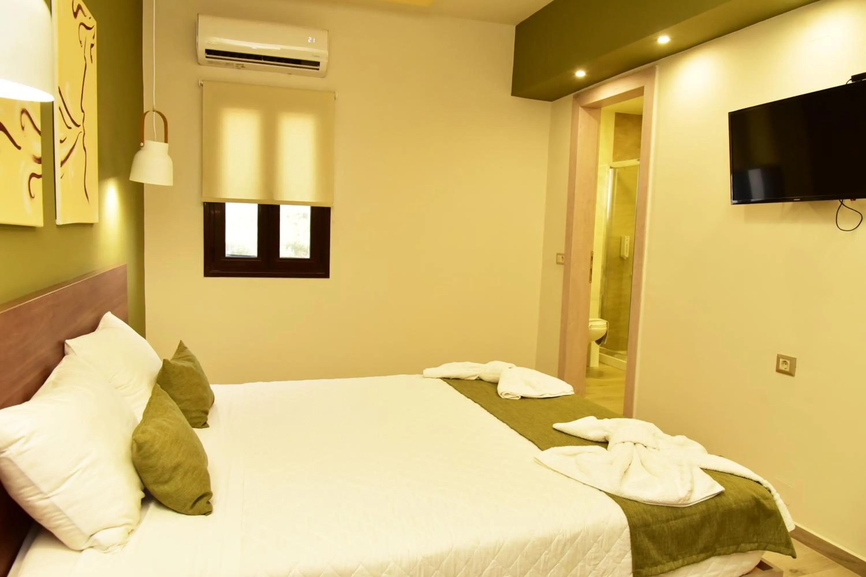 Photo of the whole room, Bed in Lafo Rooms